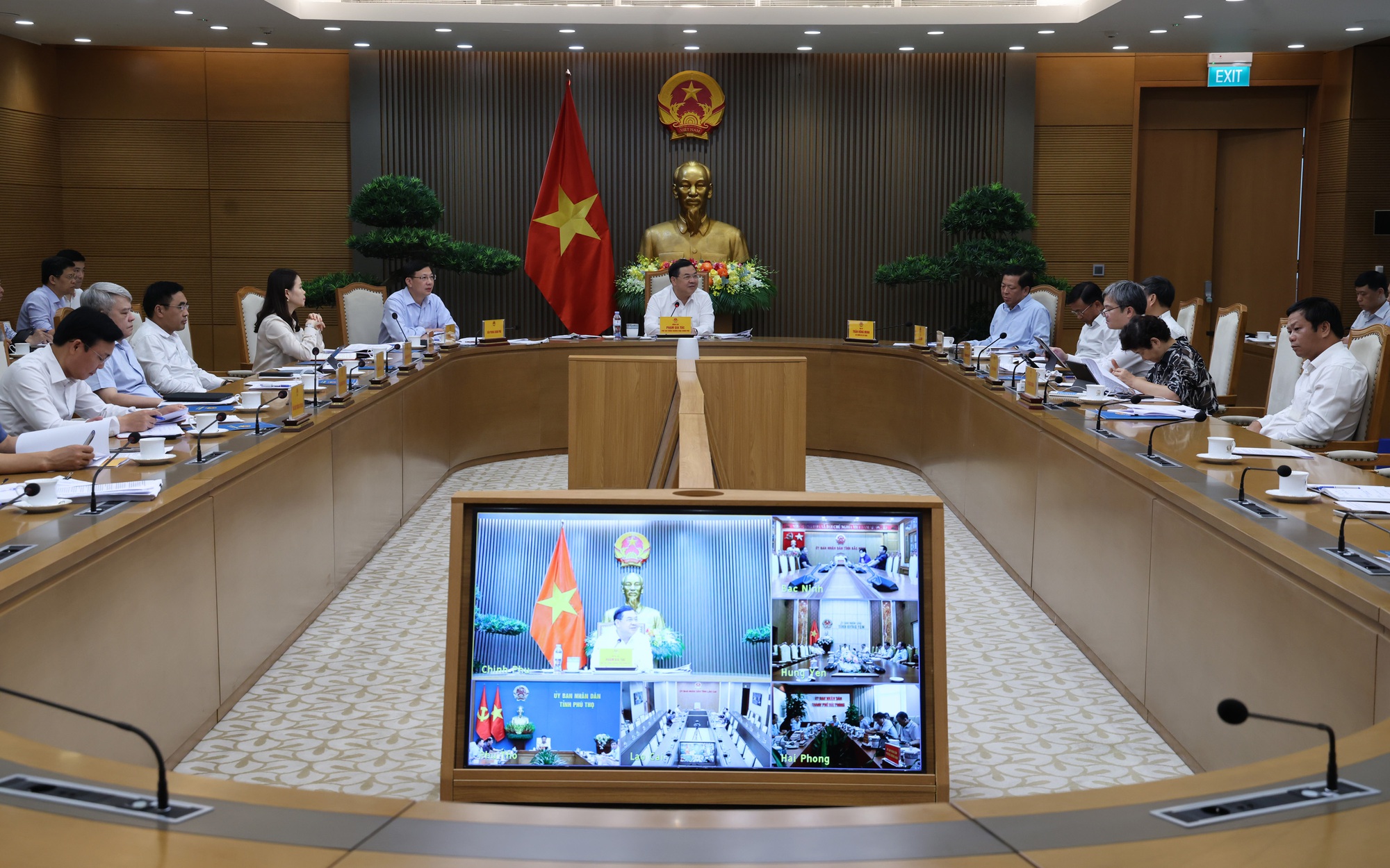 Dự án đường sắt Lào Cai - Hà Nội - Hải Phòng chậm tiến độ 10 tháng - Ảnh 1.