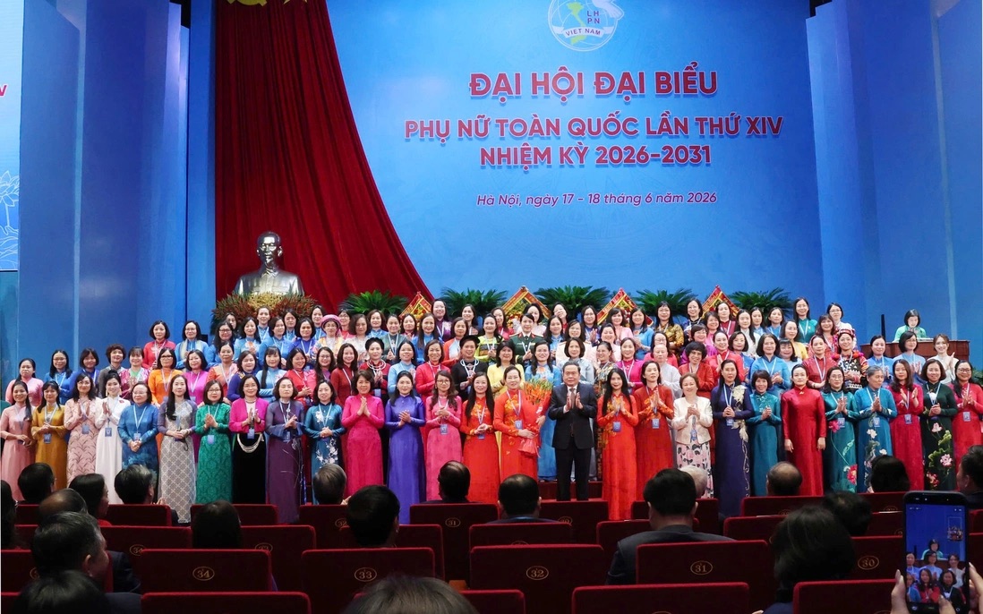 Bà Lê Thị Thủy tái đắc cử Chủ tịch Hội Liên hiệp Phụ nữ Việt Nam - Ảnh 2.