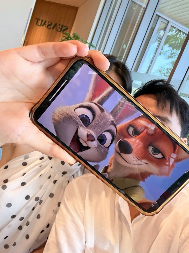 Khoảnh khắc hẹn hò đáng yêu bên bạn trai - Anh Kiệt của Hoa hậu Ý Nhi - Ảnh 1.
