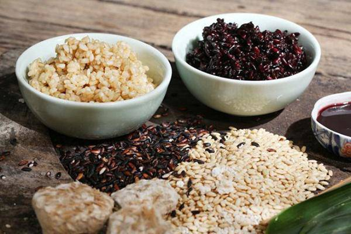 Ăn cơm rượu nếp có bị
