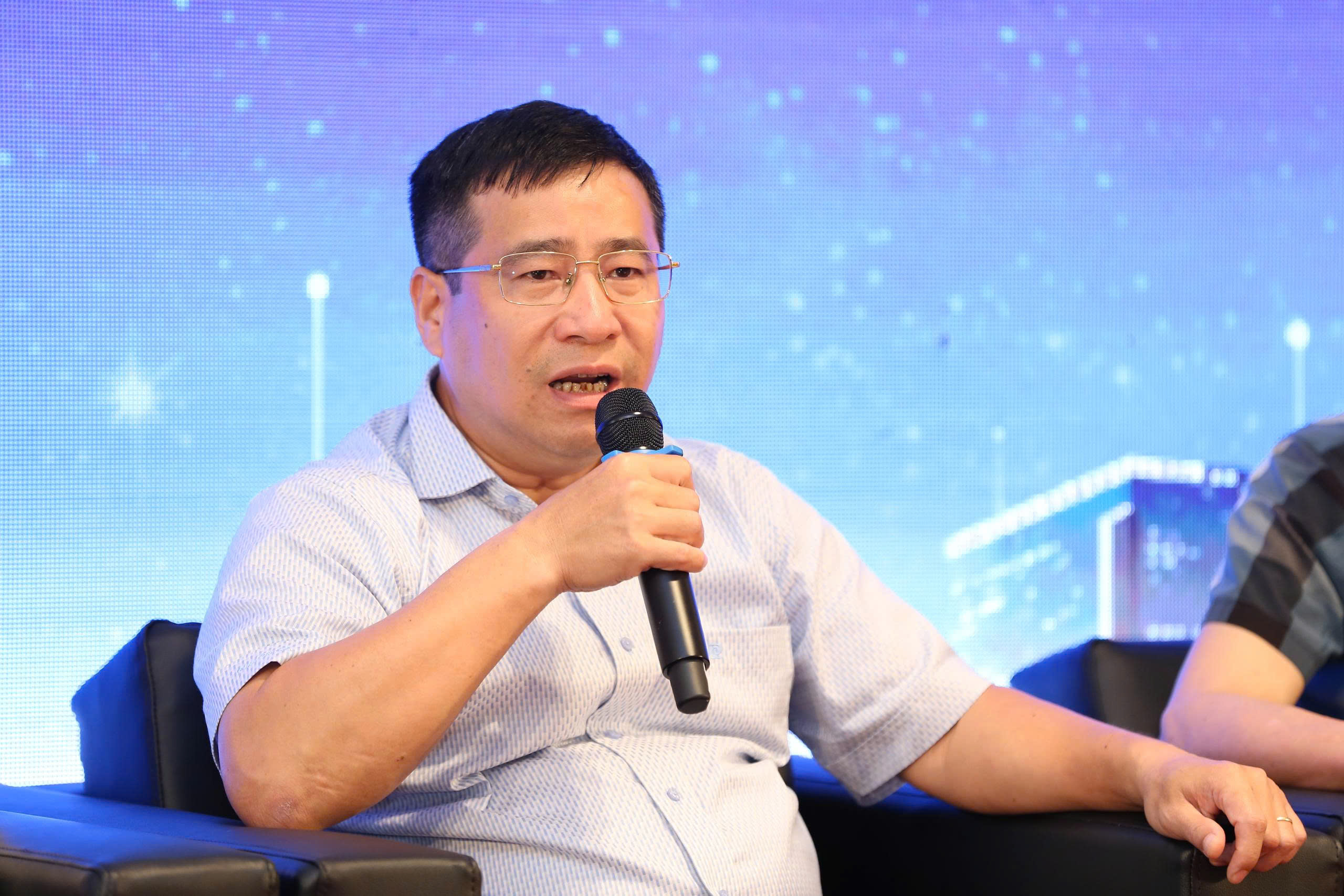 Nhà ở cho thuê: Chuyên gia đề xuất Nhà nước lo đất đai, nguồn lực; doanh nghiệp tư nhân lo vận hành - Ảnh 1.