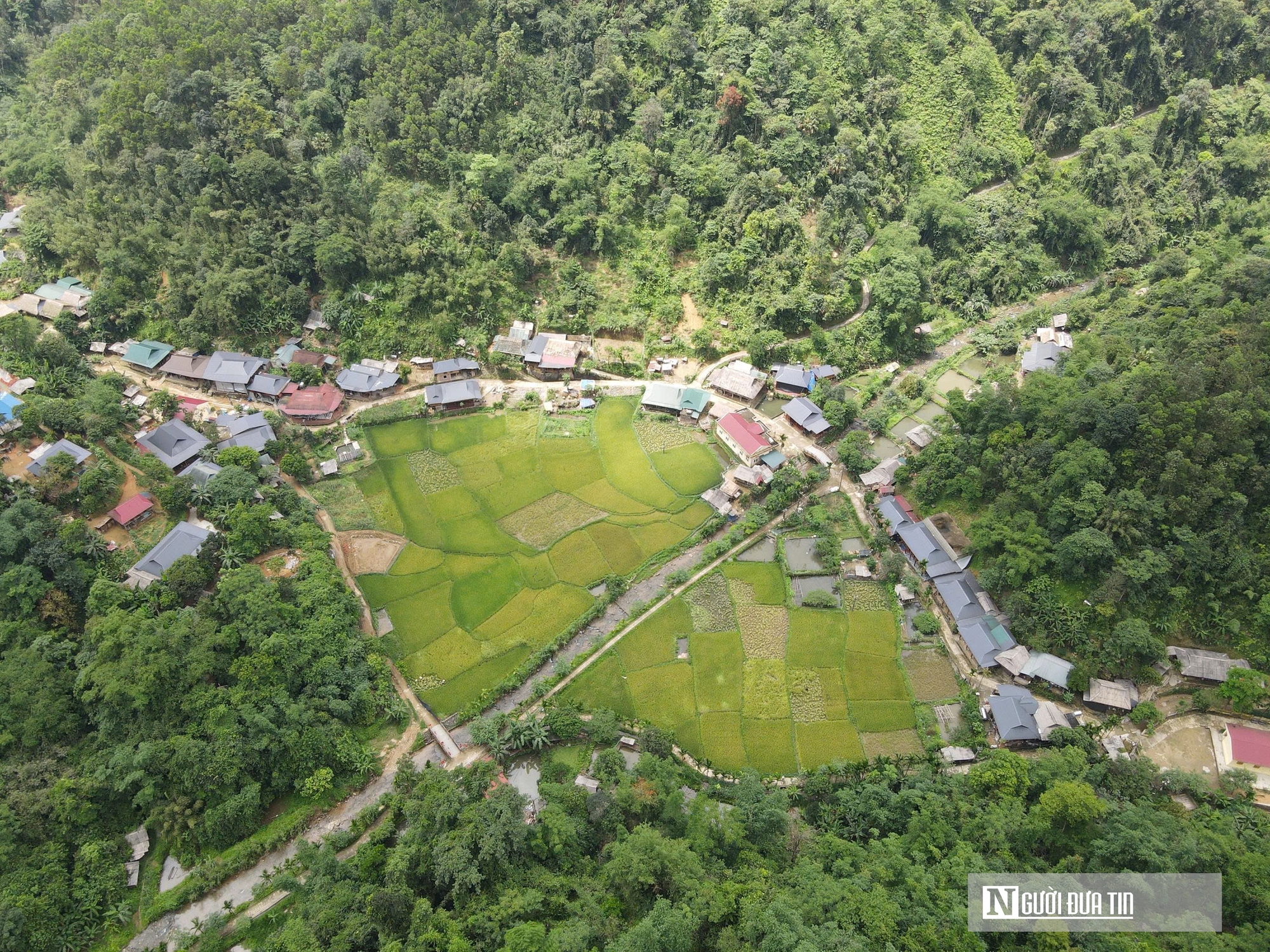 Khám phá hang động 250 triệu năm tuổi, hút khách Tây trekking ở Pù Luông- Ảnh 1. Khám phá hang động 250 triệu năm tuổi, hút khách Tây trekking ở Pù Luông- Ảnh 1.