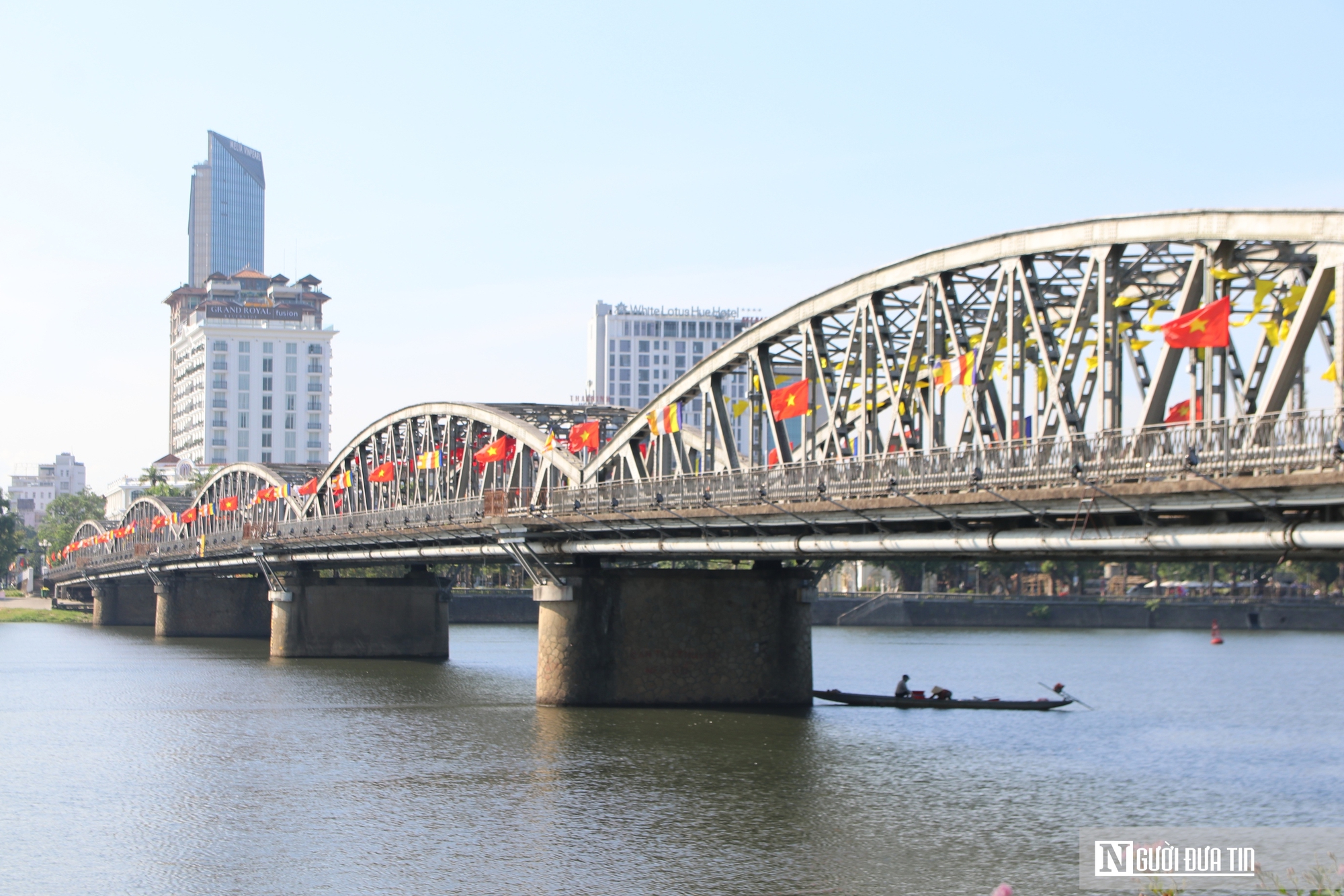 Kinh phí, phương án “đại tu” cây cầu biểu tượng của Huế như thế nào?- Ảnh 1. Kinh phí, phương án “đại tu” cây cầu biểu tượng của Huế như thế nào?- Ảnh 1.