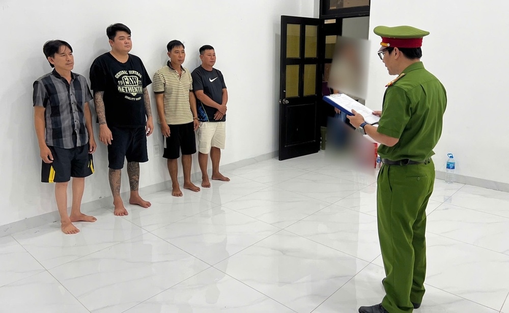 Triệt phá đường dây cá độ bóng đá hơn 3,5 tỷ đồng, bắt 4 đối tượng - Ảnh 1.