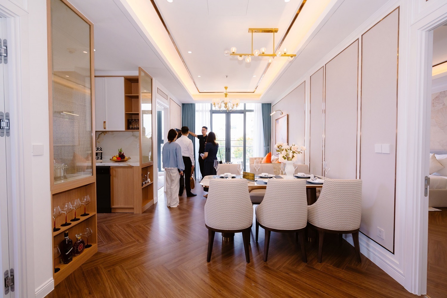 Kh&aacute;m ph&aacute; căn hộ mẫu, trải nghiệm kh&ocirc;ng gian sống đẳng cấp tại Capital Square Đ&agrave; Nẵng - Ảnh 2.