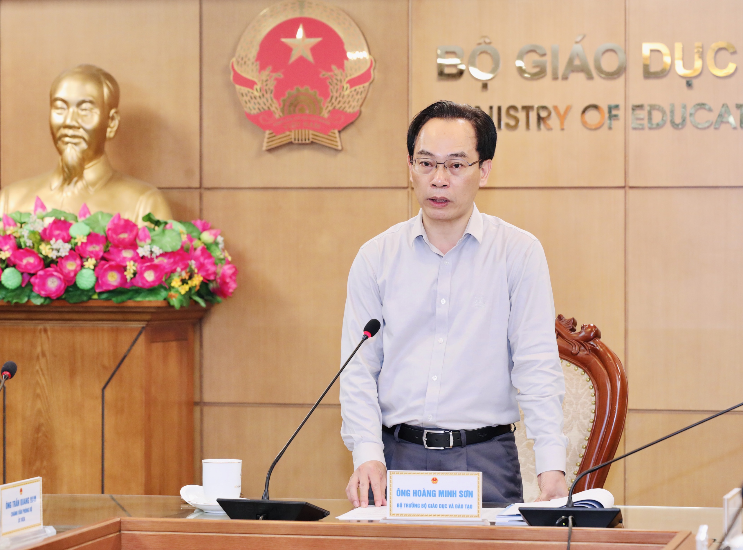 Nhiều khó khăn đặt ra trong kỳ thi tốt nghiệp THPT năm 2026 - Ảnh 1.