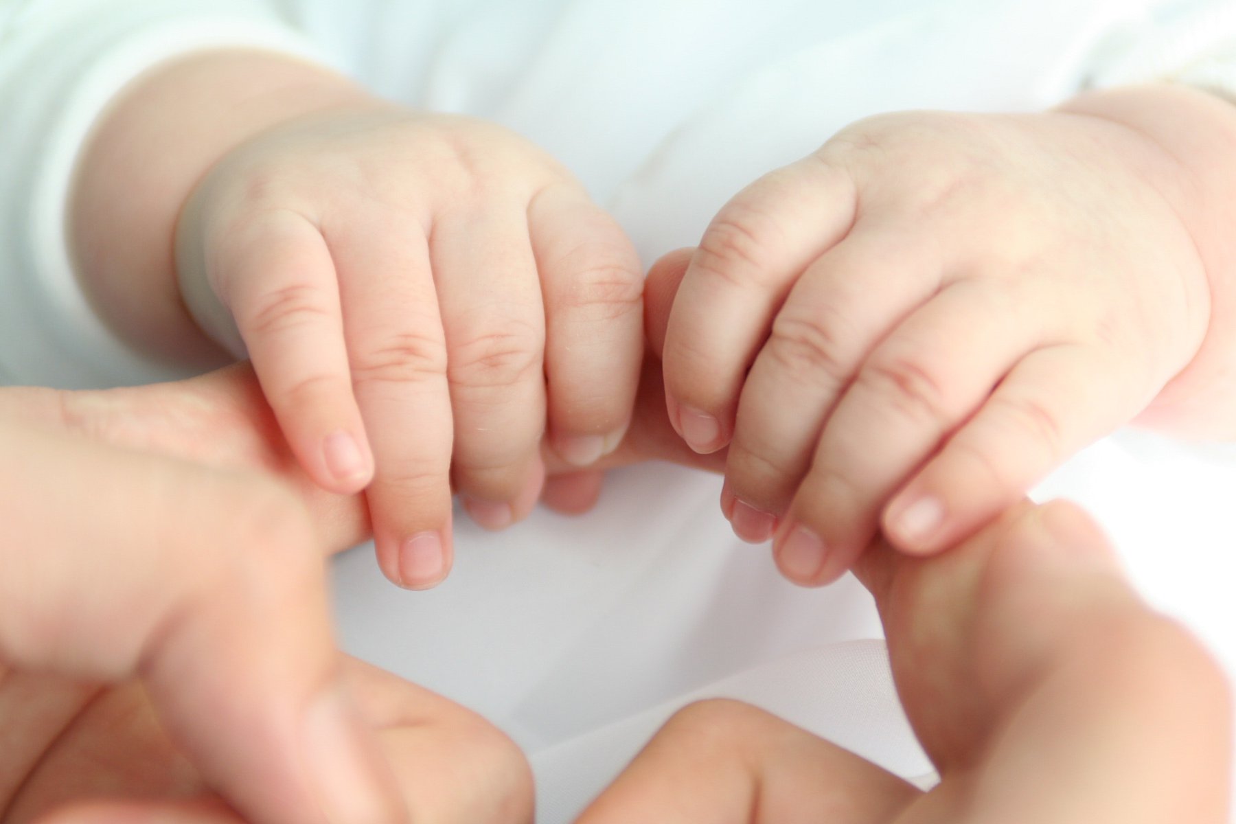 Những đứa bé bị bỏ rơi - Ảnh 1.