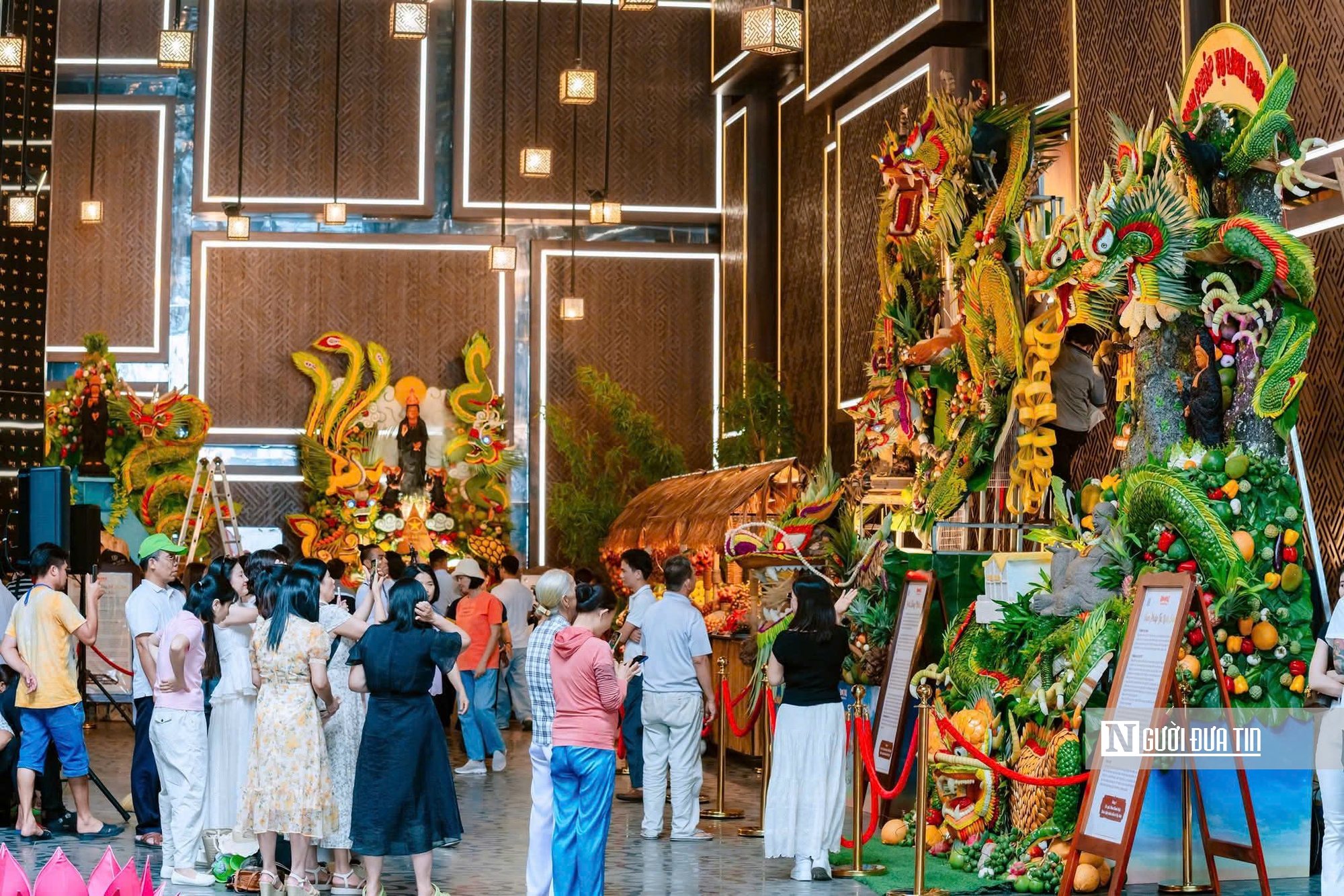 Chiêm ngưỡng tuyệt tác trái cây trên nóc nhà Nam bộ- Ảnh 1. Chiêm ngưỡng tuyệt tác trái cây trên nóc nhà Nam bộ- Ảnh 1.