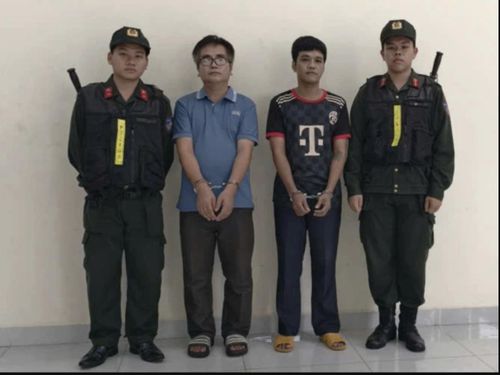 Khởi tố Giám đốc công ty sản xuất dép giả quy mô lớn, thu lợi hàng chục tỷ đồng - Ảnh 1.