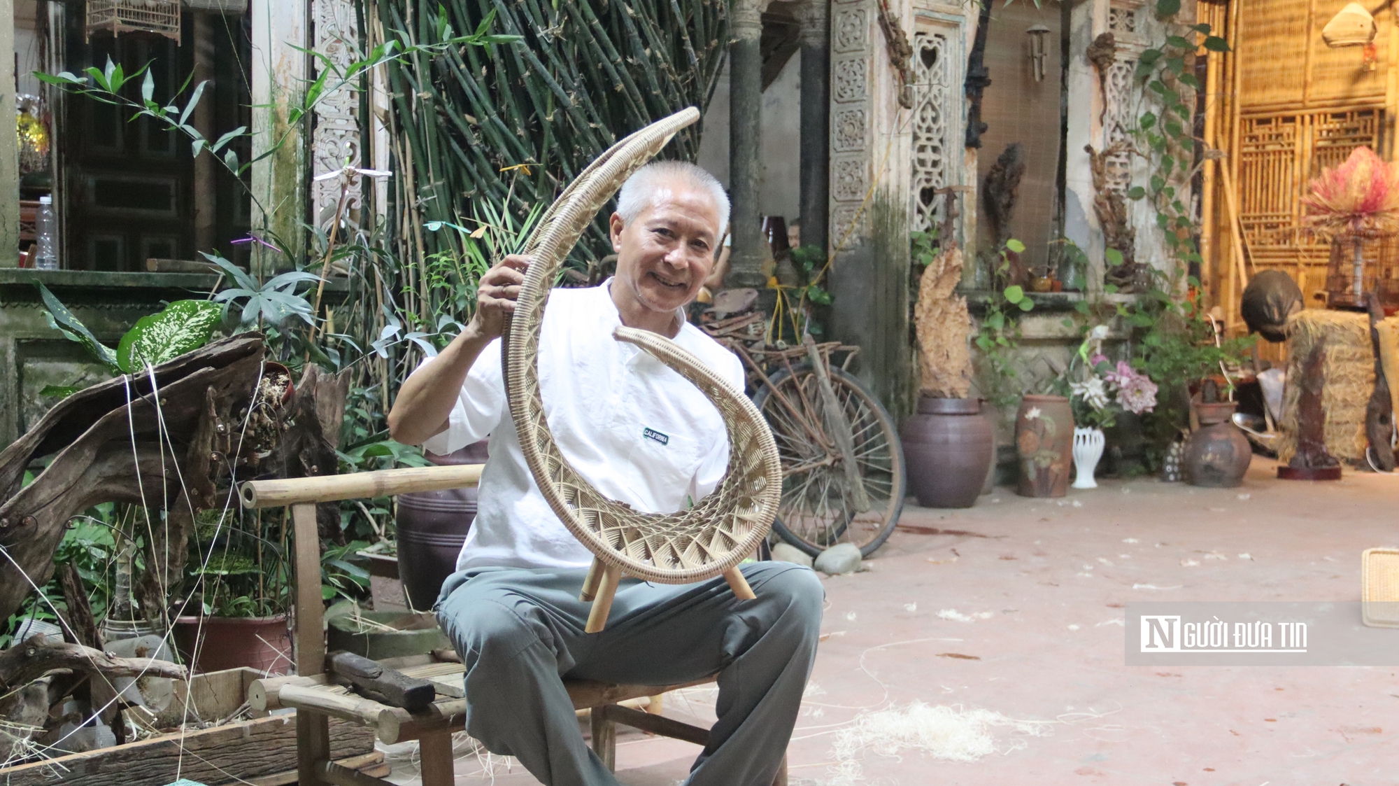 Từ tiếng chẻ tre tuổi thơ đến kh&aacute;t vọng đưa l&agrave;ng nghề Việt đi khắp thế giới - Ảnh 5.