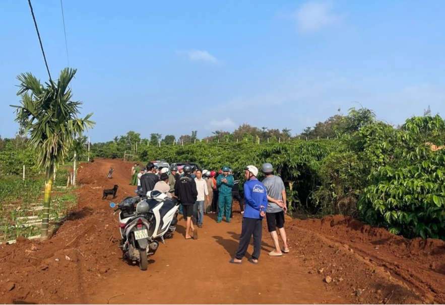 Bắt khẩn cấp nam thanh niên sát hại bé gái 12 tuổi trên đường đi học, phi tang xuống giếng - Ảnh 2.