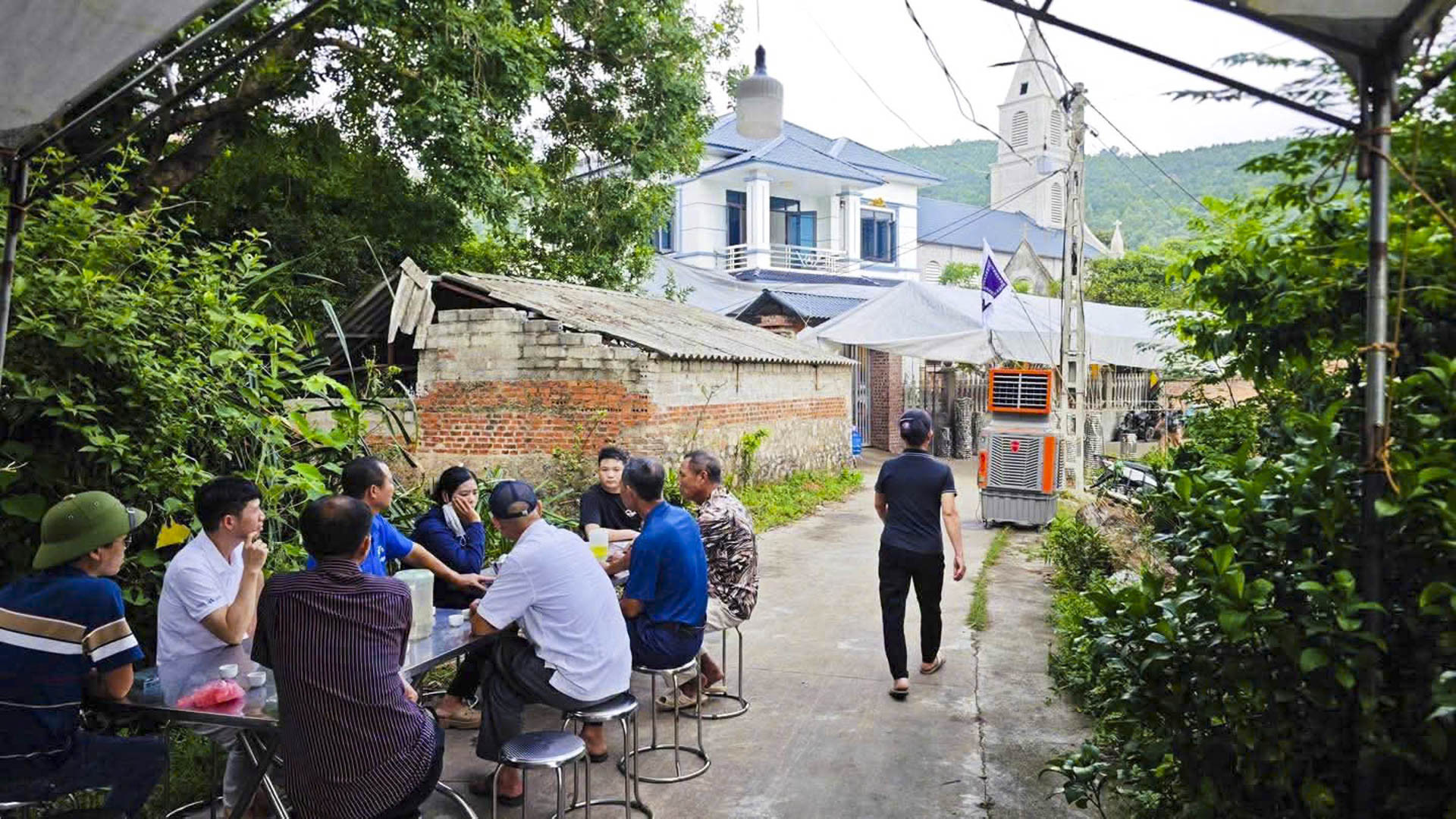 Nh&acirc;n th&acirc;n nghi phạm g&acirc;y thảm &aacute;n ở Bắc Ninh v&agrave; lời kể nghẹt thở của nh&acirc;n chứng l&uacute;c v&acirc;y bắt - Ảnh 4.