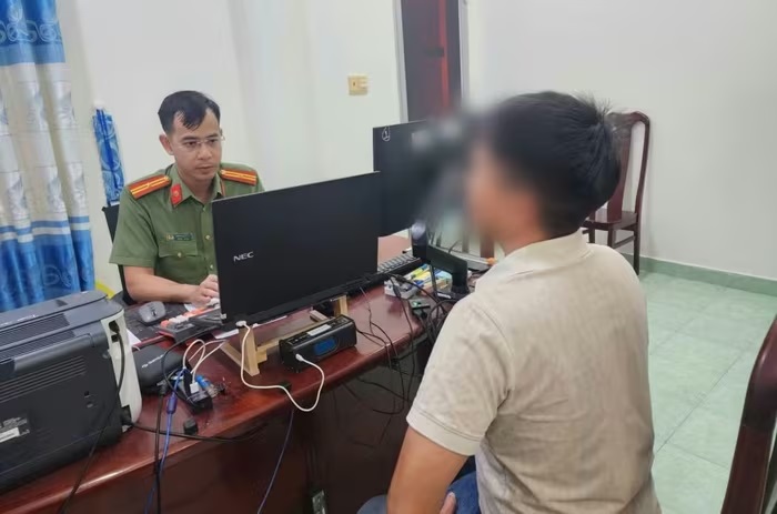 Bịa chuyện 