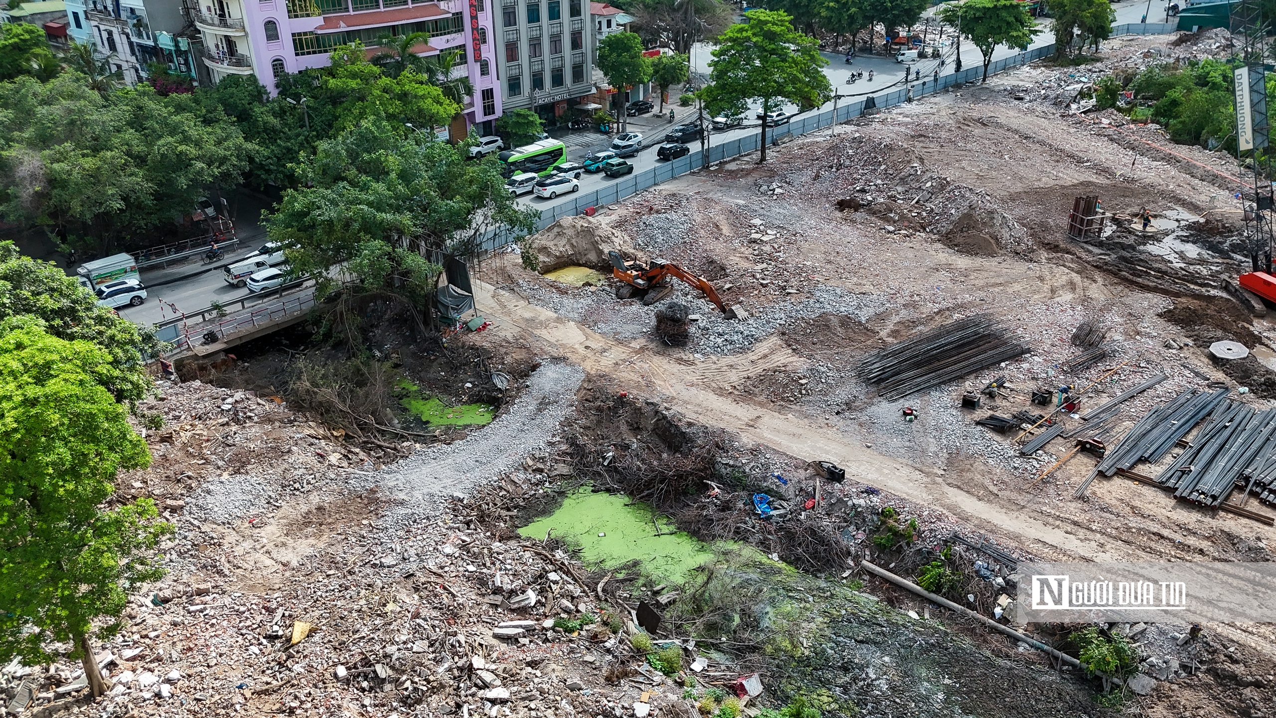 Hà Nội: Thi công rầm rộ tại nút giao Phạm Tu - đường 70- Ảnh 8. Hà Nội: Thi công rầm rộ tại nút giao Phạm Tu - đường 70- Ảnh 8.