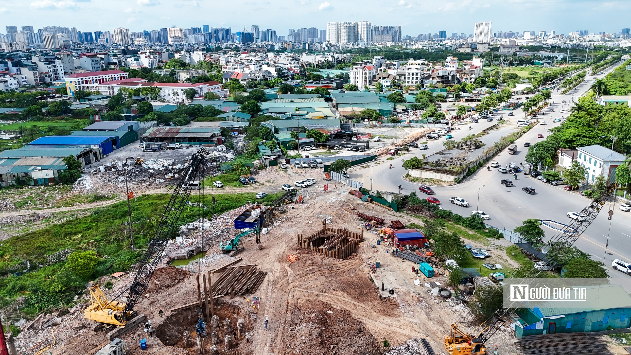 Hà Nội: Thi công rầm rộ tại nút giao Phạm Tu - đường 70- Ảnh 5. Hà Nội: Thi công rầm rộ tại nút giao Phạm Tu - đường 70- Ảnh 5.