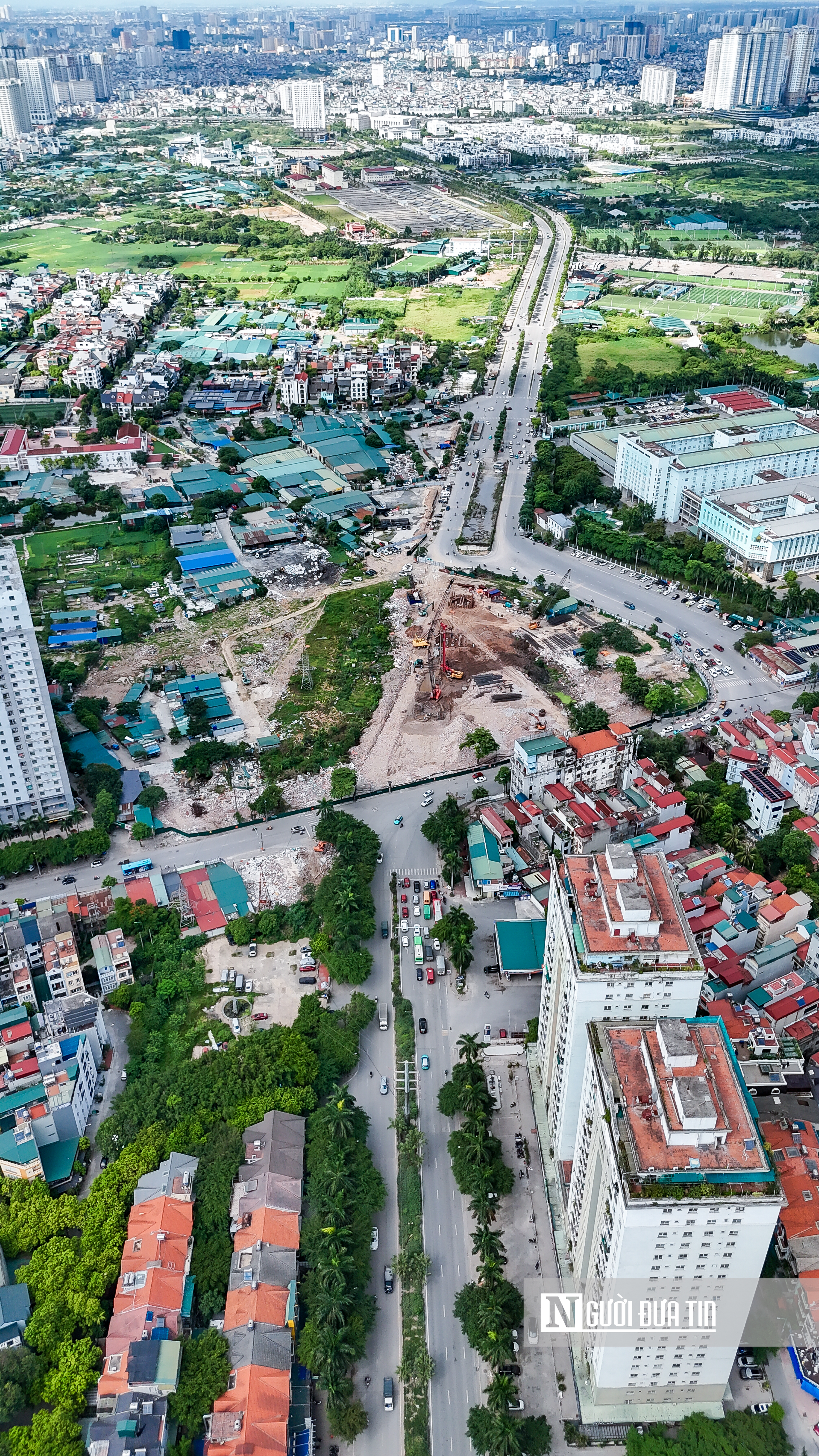 Hà Nội: Thi công rầm rộ tại nút giao Phạm Tu - đường 70- Ảnh 11. Hà Nội: Thi công rầm rộ tại nút giao Phạm Tu - đường 70- Ảnh 11.