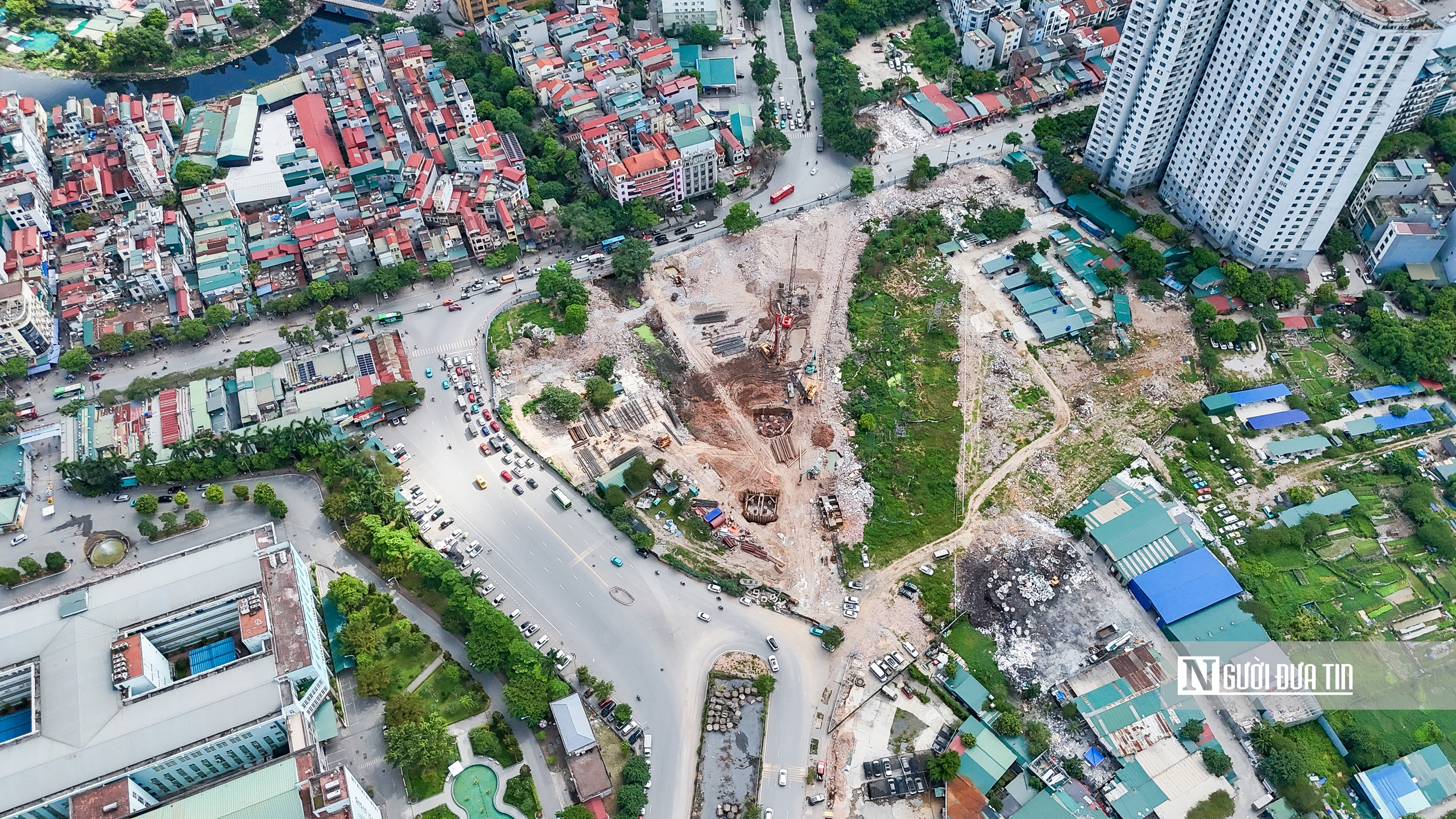 Hà Nội: Thi công rầm rộ tại nút giao Phạm Tu - đường 70- Ảnh 10. Hà Nội: Thi công rầm rộ tại nút giao Phạm Tu - đường 70- Ảnh 10.