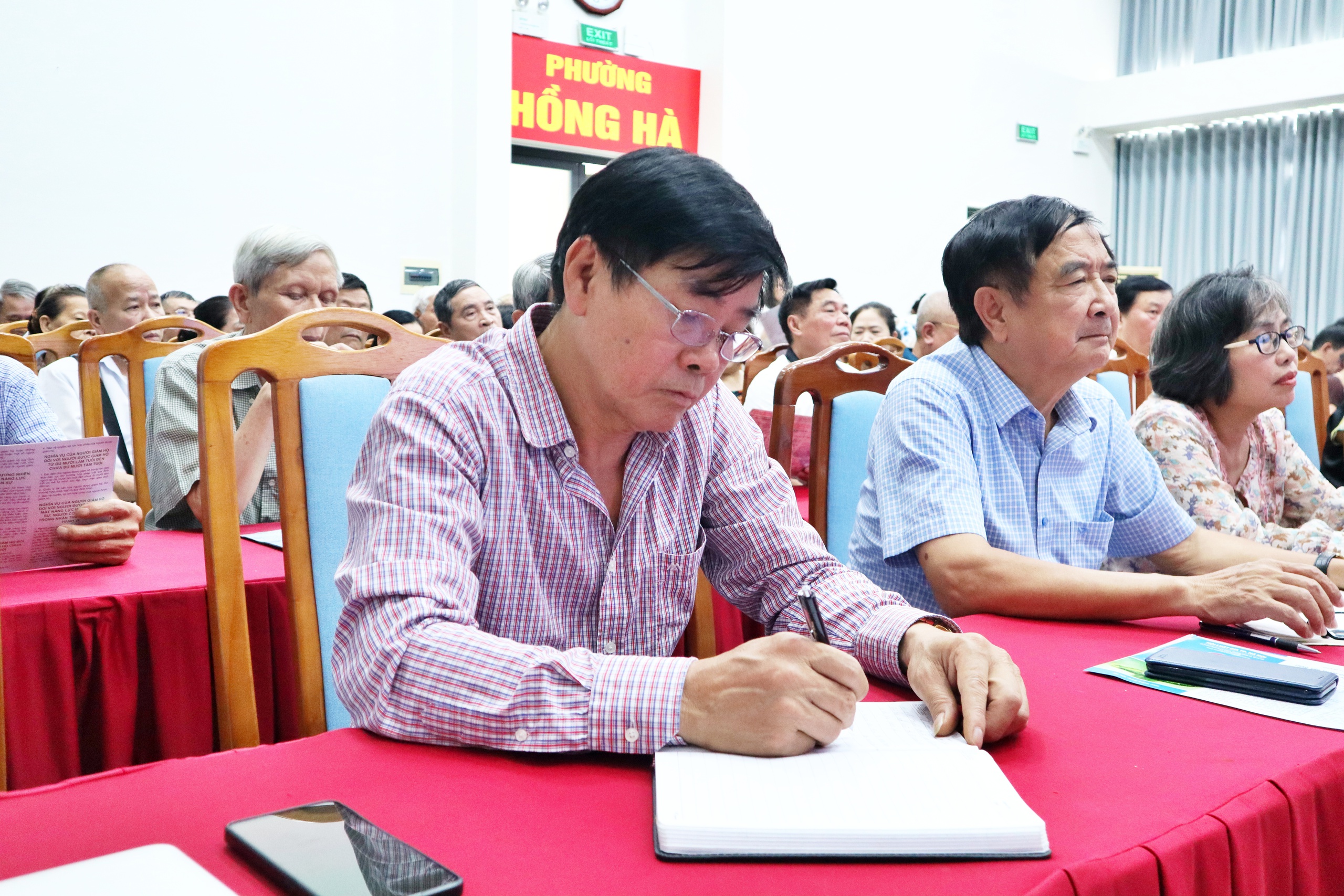 Luật Thủ đô 2026: Cho phép áp dụng chế tài xử phạt riêng cho Hà Nội - Ảnh 4.