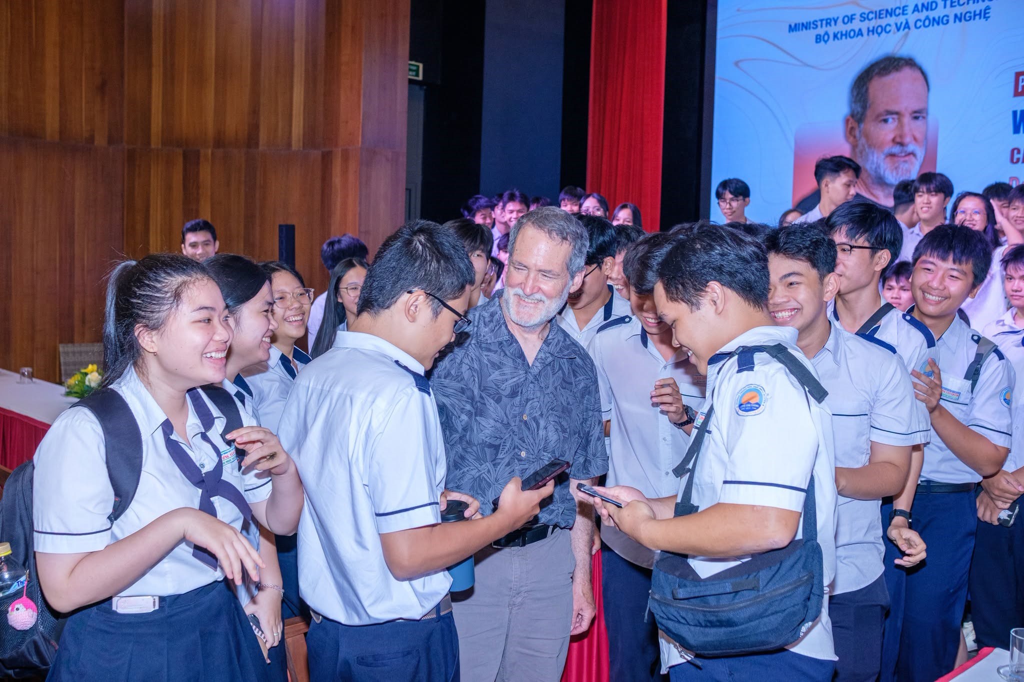 Một ngày ở ICISE - nơi văn hóa khoa học dần bén rễ trong cộng đồng- Ảnh 5.