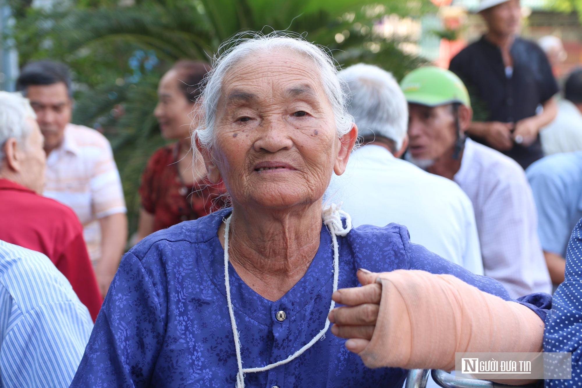 Lời nguyện ước trước l&uacute;c l&acirc;m chung của cha mẹ v&agrave; hy vọng t&igrave;m em từ mẫu ADN- Ảnh 7.