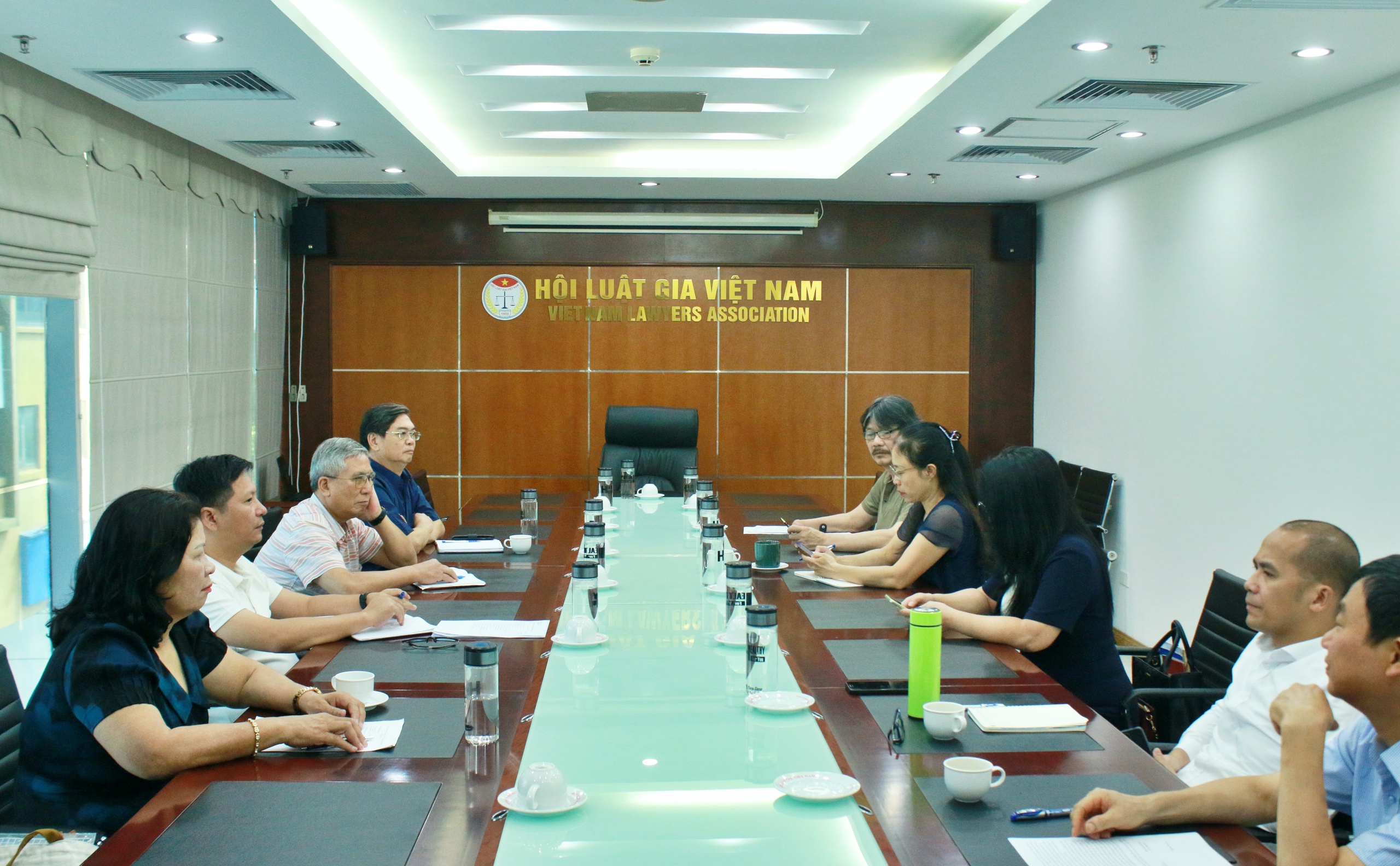 Nhiều dấu ấn của Cụm thi đua cơ quan Hội Luật gia Việt Nam 6 tháng đầu năm - Ảnh 2.