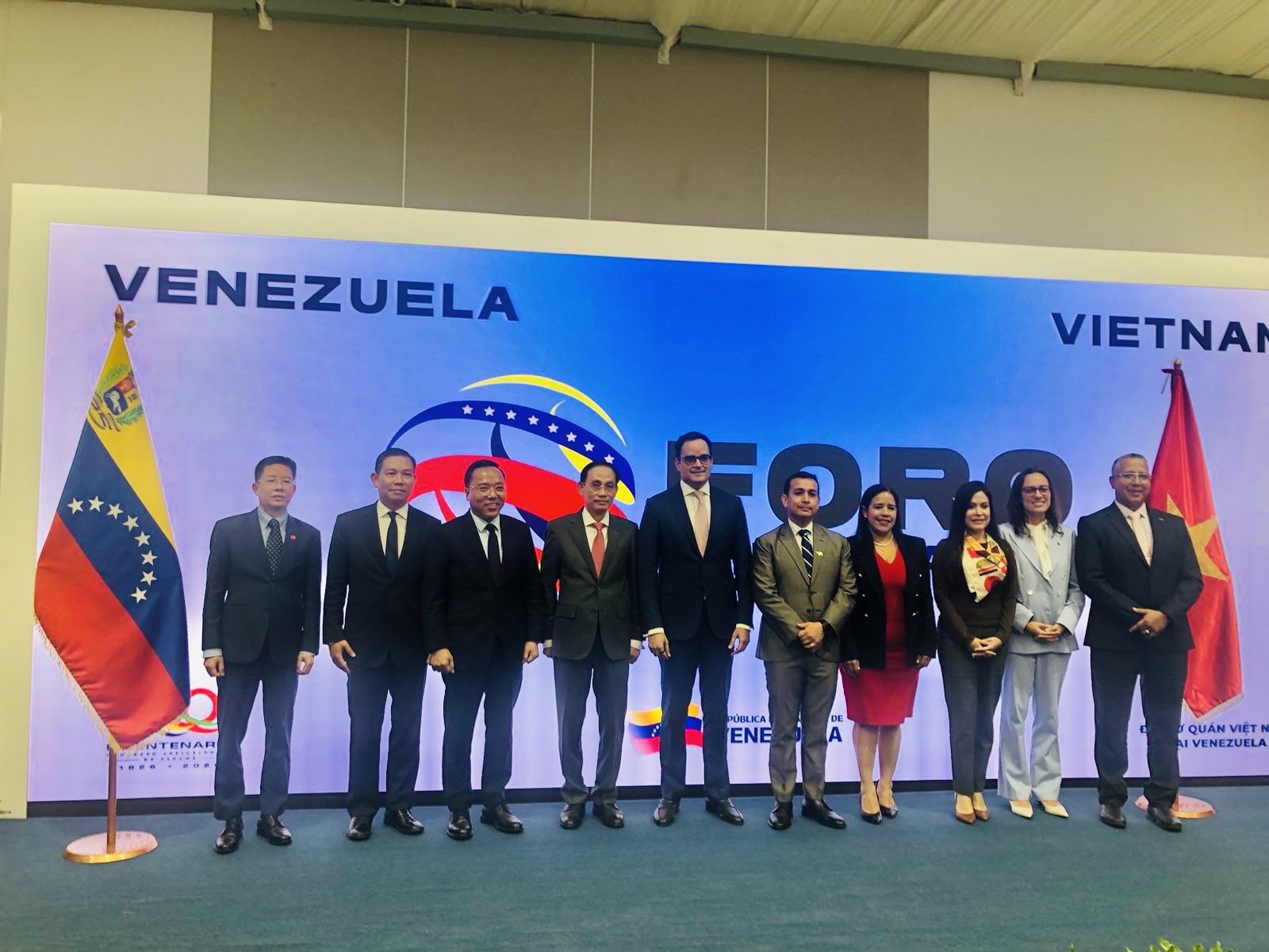 Việt Nam nhất quán ủng hộ Chính phủ hợp hiến của Venezuela - Ảnh 3.