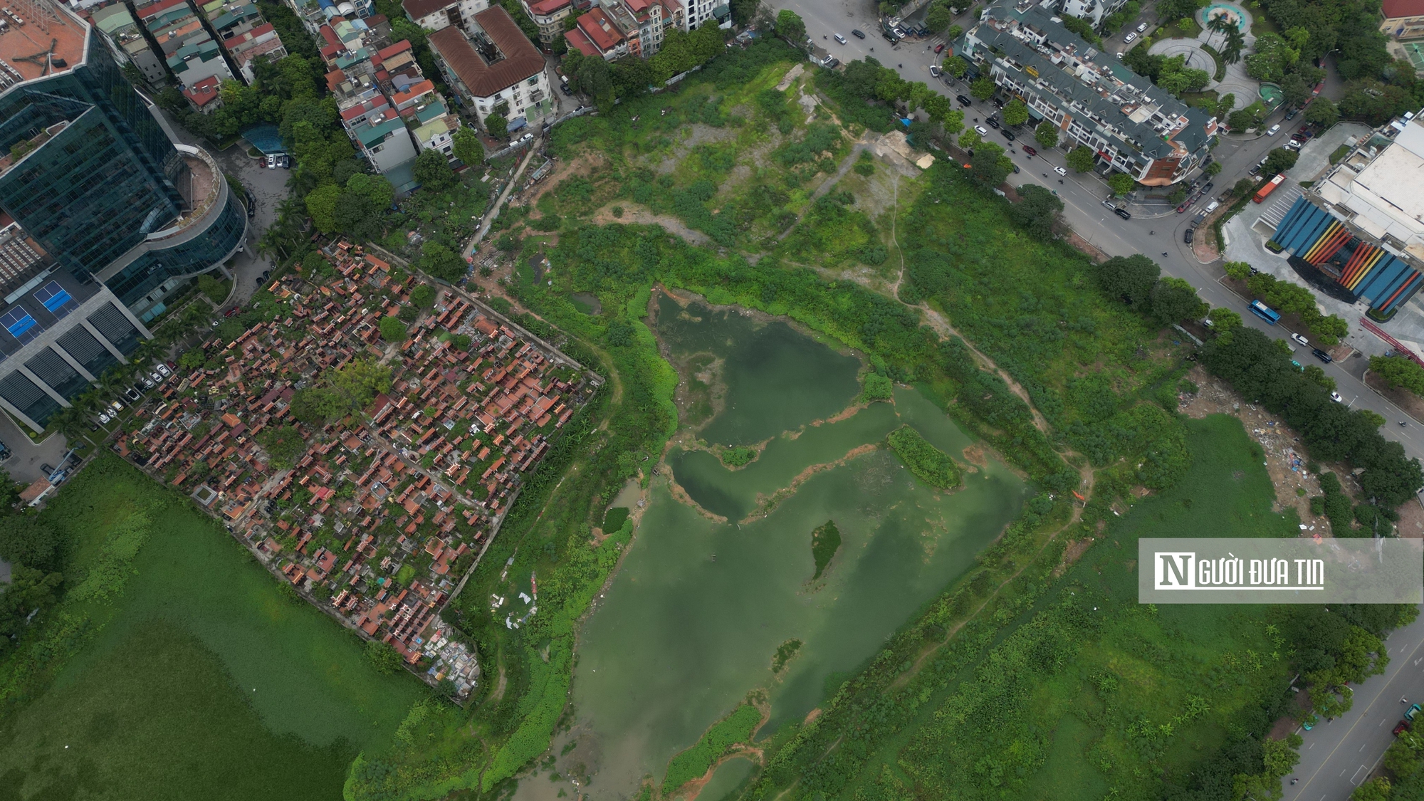 Hơn thập kỷ bỏ hoang cỏ dại phủ kín công viên điều hòa khu đô thị Tây Nam Hà Nội - Ảnh 6.