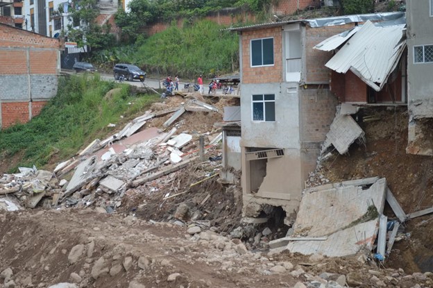 Động đất đ&ocirc;i tại Venezuela khiến 188 người thiệt mạng - Ảnh 1.