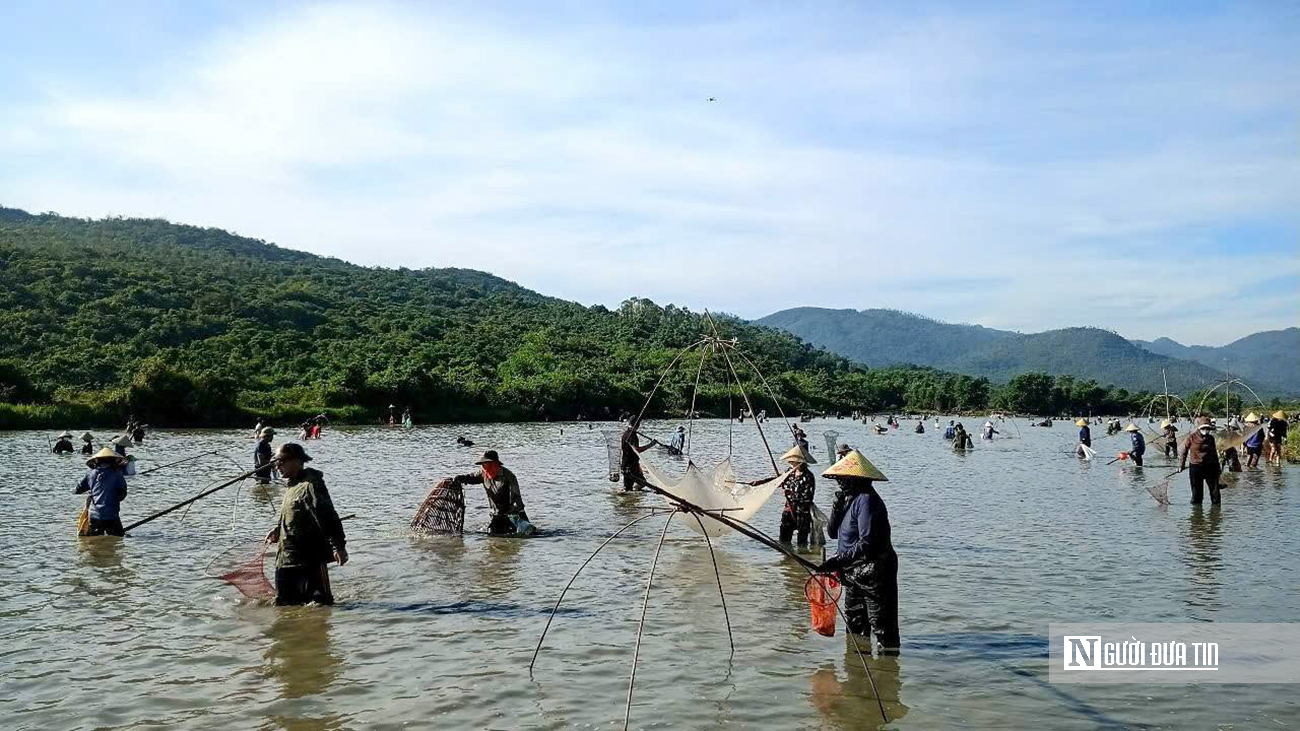 Gìn giữ nét văn hóa dân gian độc đáo lễ hội đánh cá 300 năm ở Hà Tĩnh - Ảnh 3.