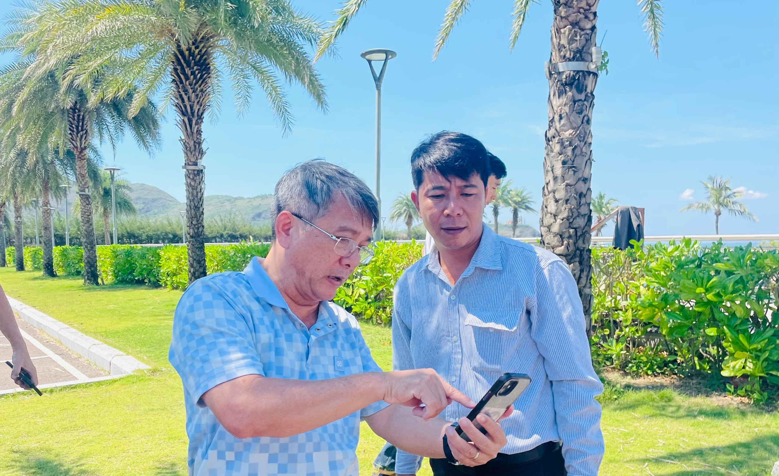 Một năm vận h&agrave;nh ch&iacute;nh quyền địa phương 2 cấp &ndash; B&agrave;i 2: H&agrave;i l&ograve;ng với tinh thần "v&igrave; d&acirc;n phục vụ" - Ảnh 5.