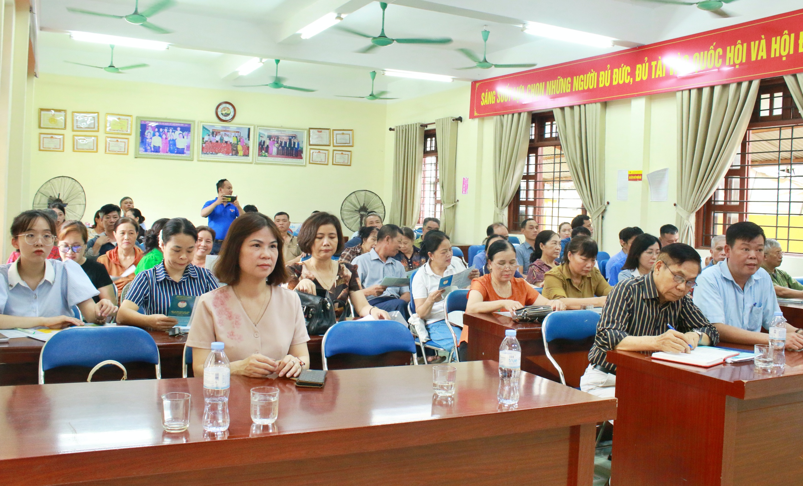 Hà Nội áp mức phạt gấp 2 lần cả nước ở 10 lĩnh vực, người dân cần lưu ý- Ảnh 1.