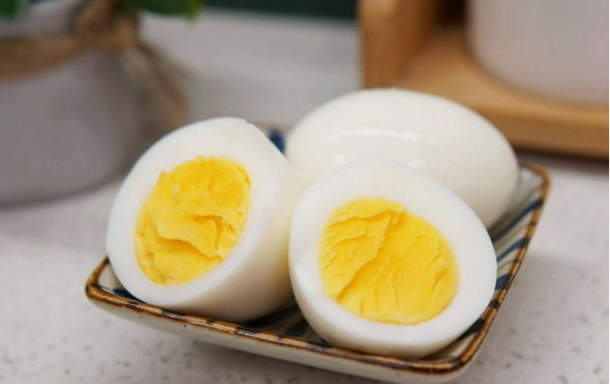 Ăn trứng hàng ngày suốt 5 tháng, người phụ nữ 33 tuổi đi khám mới 