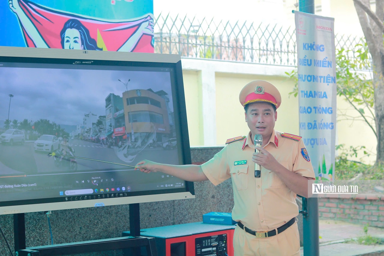 Cảnh s&aacute;t giao th&ocirc;ng Gia Lai mật phục xuy&ecirc;n đ&ecirc;m xử l&yacute; thanh, thiếu ni&ecirc;n vi phạm giao th&ocirc;ng- Ảnh 5.