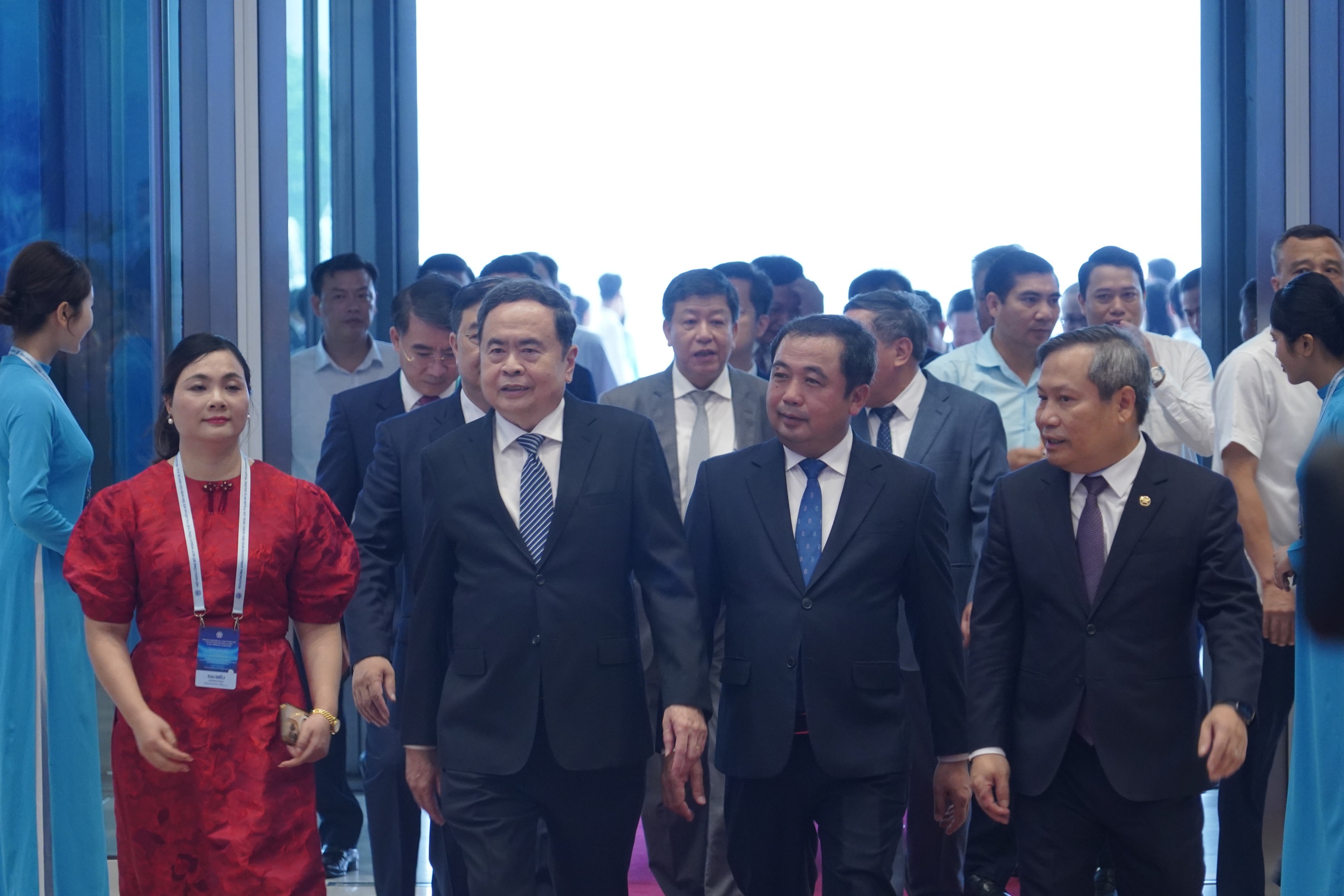 Chủ tịch Quốc hội dự hội nghị c&ocirc;ng bố Quy hoạch tổng thể Thủ đ&ocirc; H&agrave; Nội tầm nh&igrave;n 100 năm- Ảnh 1.
