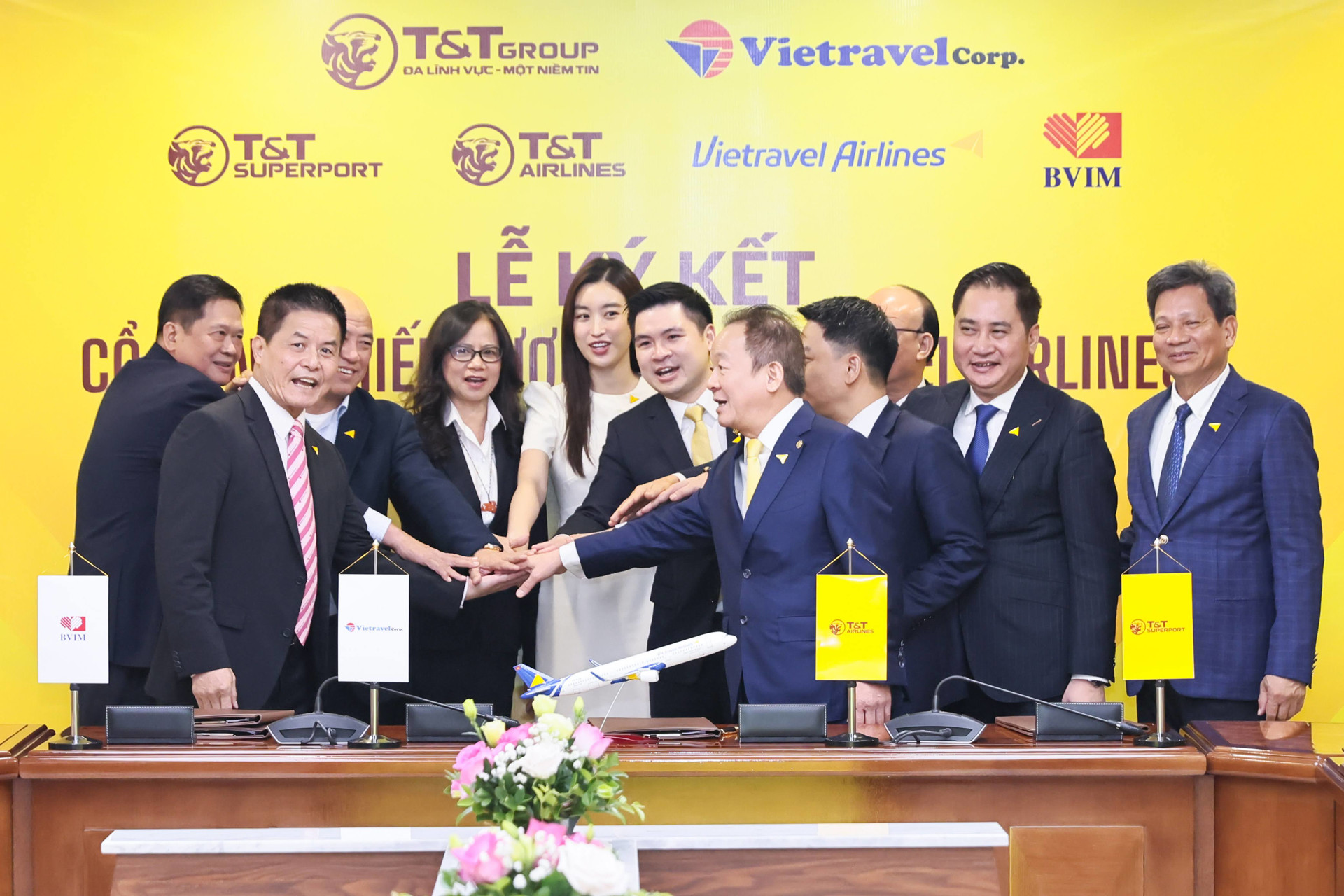 “Đường băng” đến với bầu trời của T&T Group - Ảnh 1.