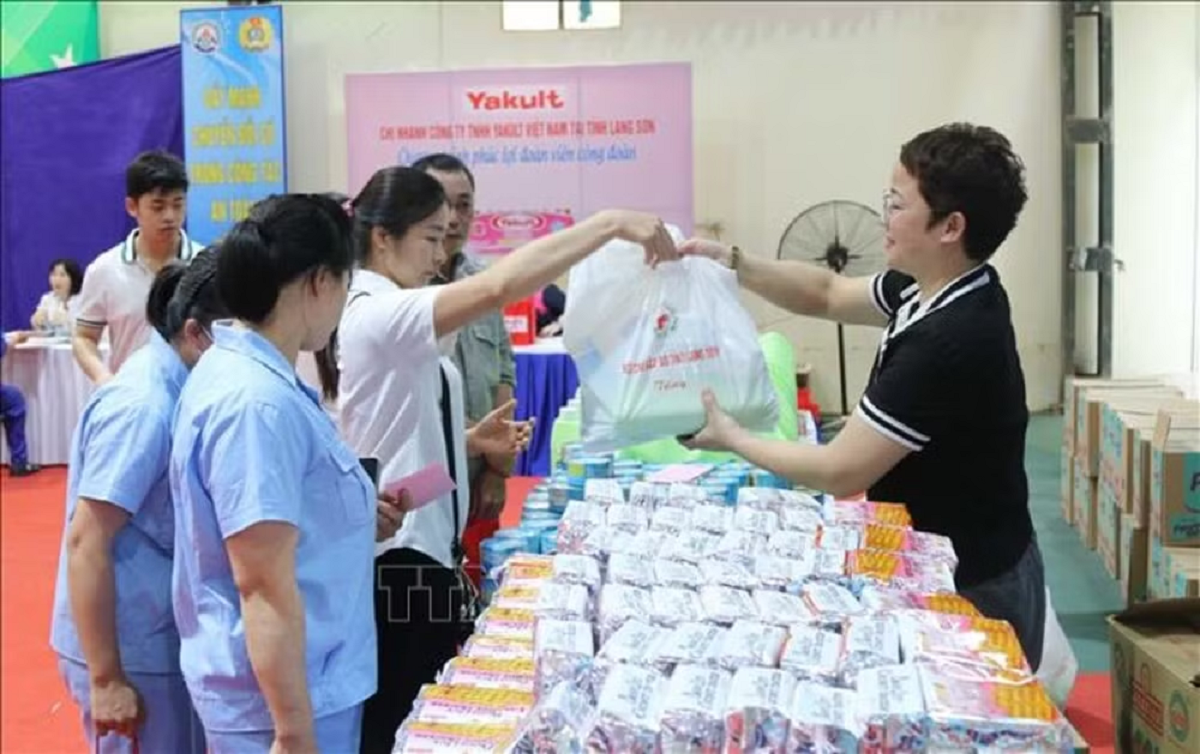 Công đoàn Việt Nam: Luôn là điểm tựa tin cậy, vững chắc của người lao động- Ảnh 2.