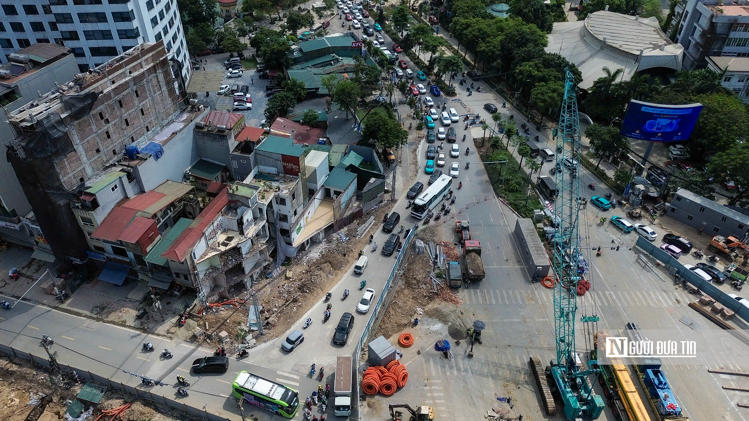 H&agrave; Nội: Đoạn đường Ho&agrave;ng Cầu - Voi Phục bắt đầu được thảm nhựa- Ảnh 10.
