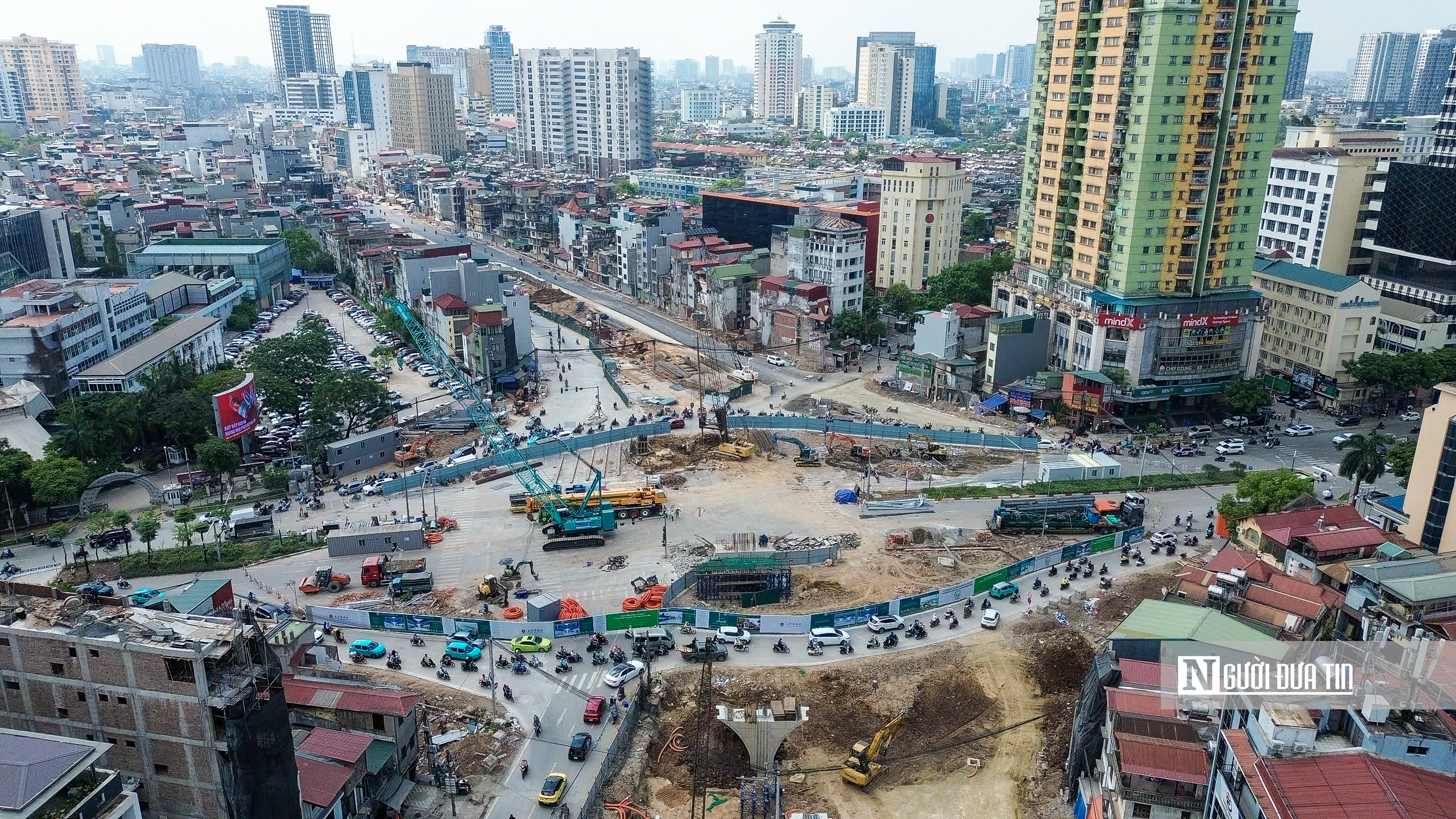 H&agrave; Nội: Đoạn đường Ho&agrave;ng Cầu - Voi Phục bắt đầu được thảm nhựa- Ảnh 11.