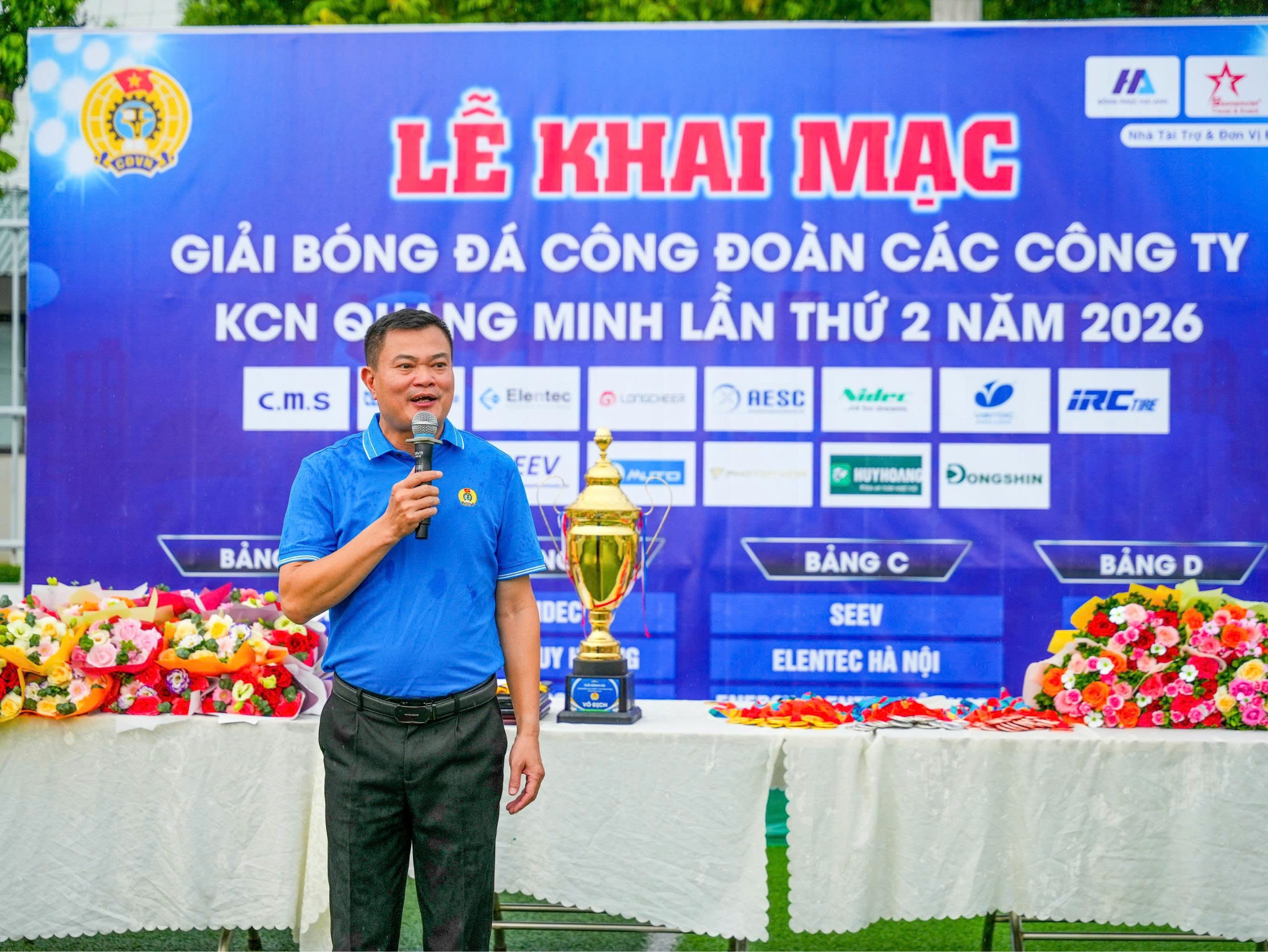 Khai mạc Giải bóng đá Khu công nghiệp Quang Minh lần thứ II năm 2026: Lan tỏa tinh thần thể thao, tăng cường gắn kết doanh nghiệp  - Ảnh 2.