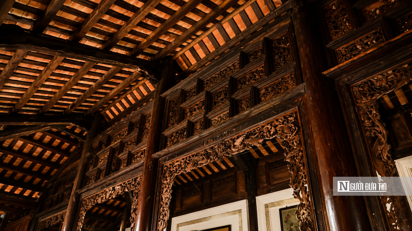Cận cảnh 