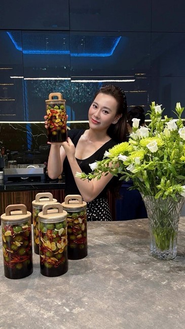 Diễn vi&ecirc;n Phương Oanh hạnh ph&uacute;c khi t&igrave;m lại "t&igrave;nh y&ecirc;u" - Ảnh 2.