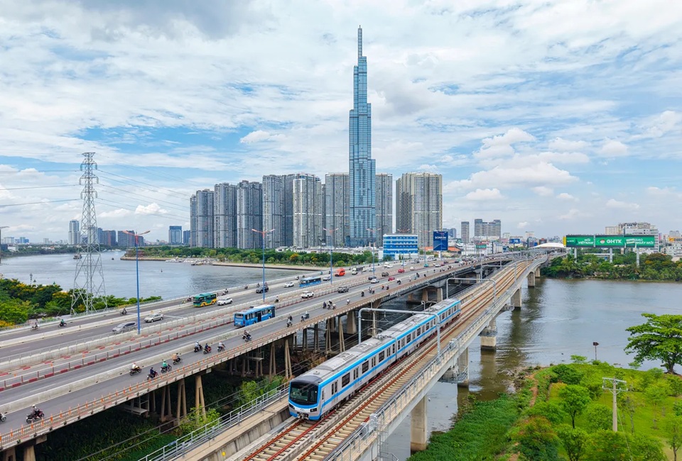 Loạt thành tựu nổi bật sau 50 năm của thành phố mang tên Chủ tịch Hồ Chí Minh - Ảnh 2.