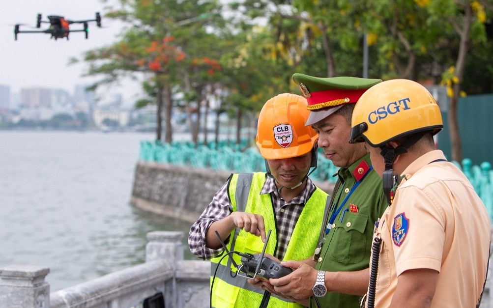 Gi&aacute; v&agrave;ng h&ocirc;m nay (5/6): "Rơi" kỷ lục, bốc hơi gần 4 triệu đồng/lượng- Ảnh 1.
