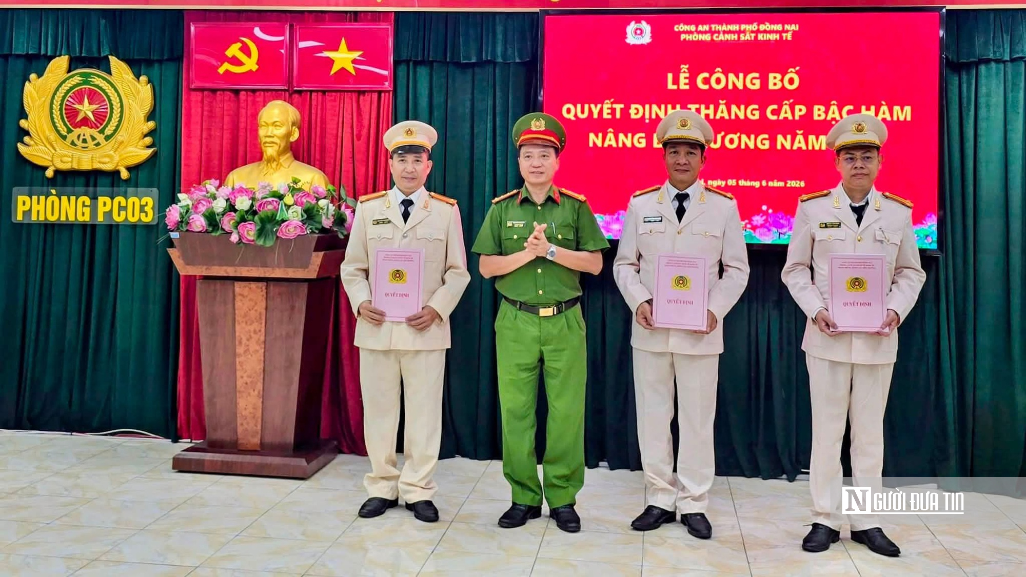 Thăng cấp bậc h&agrave;m, n&acirc;ng lương cho 73 c&aacute;n bộ, chiến sĩ C&ocirc;ng an Đồng Nai- Ảnh 2.