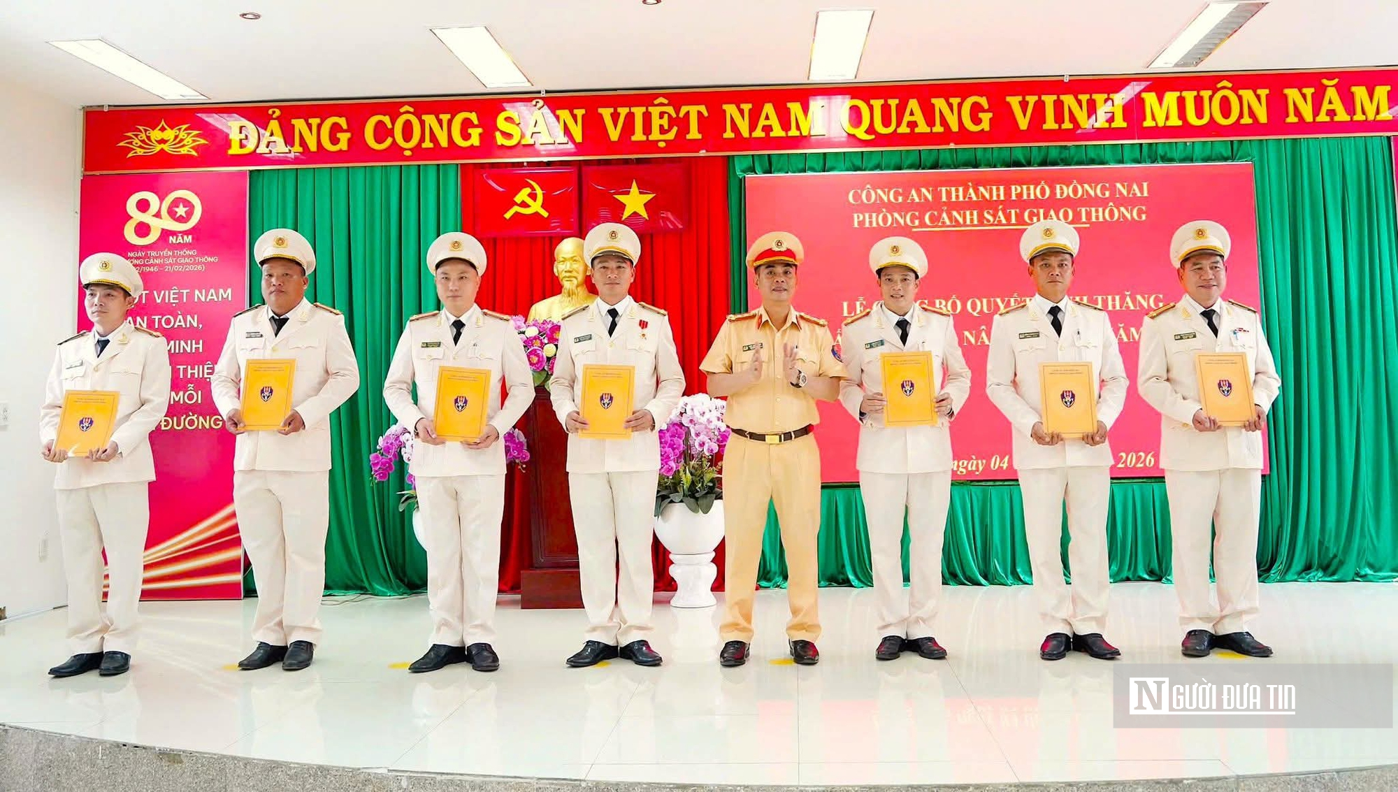 Thăng cấp bậc h&agrave;m, n&acirc;ng lương cho 73 c&aacute;n bộ, chiến sĩ C&ocirc;ng an Đồng Nai- Ảnh 6.