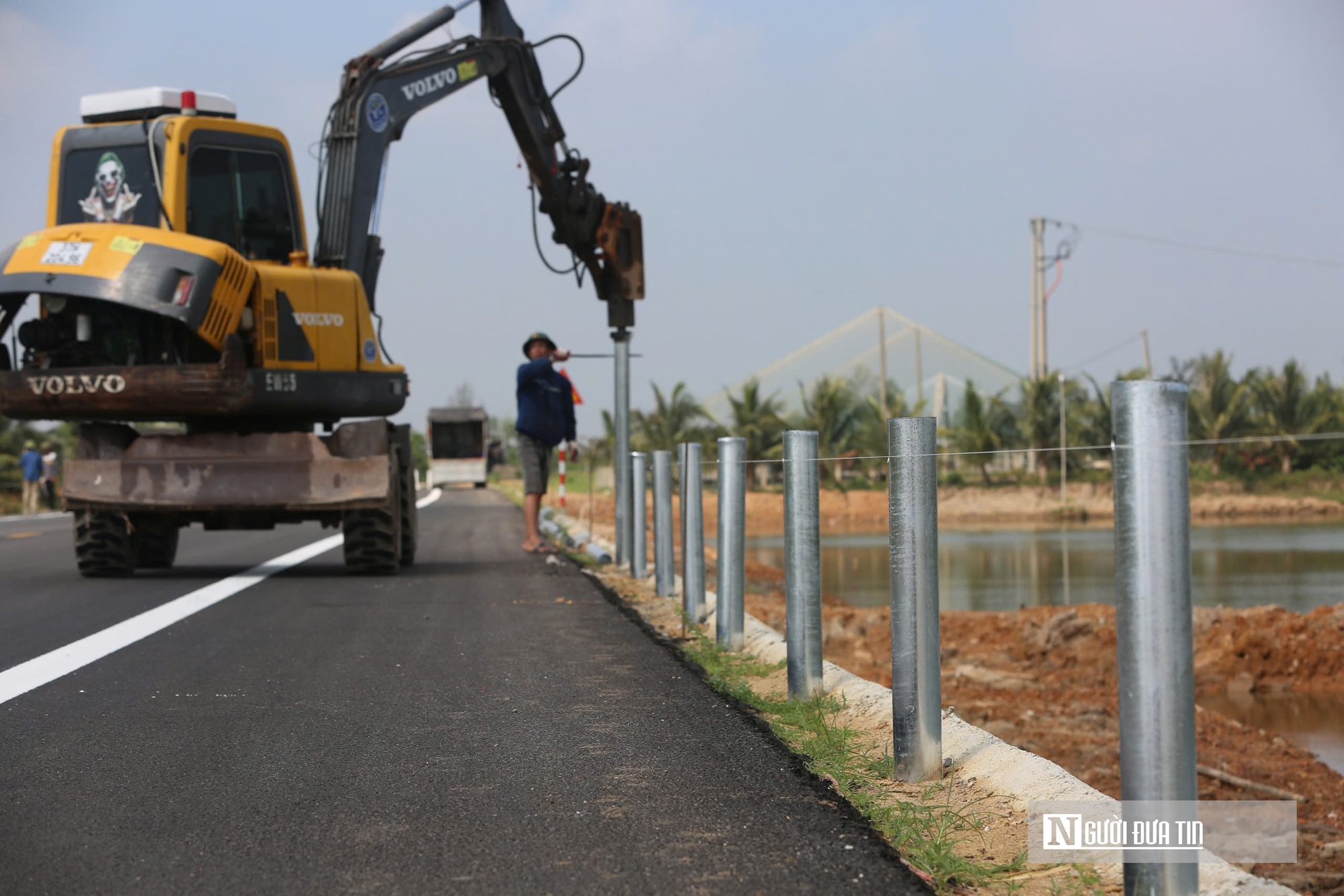 Diện mạo tuyến đường ven biển Thanh H&oacute;a hơn 2.200 tỷ đồng dần th&agrave;nh h&igrave;nh- Ảnh 2.