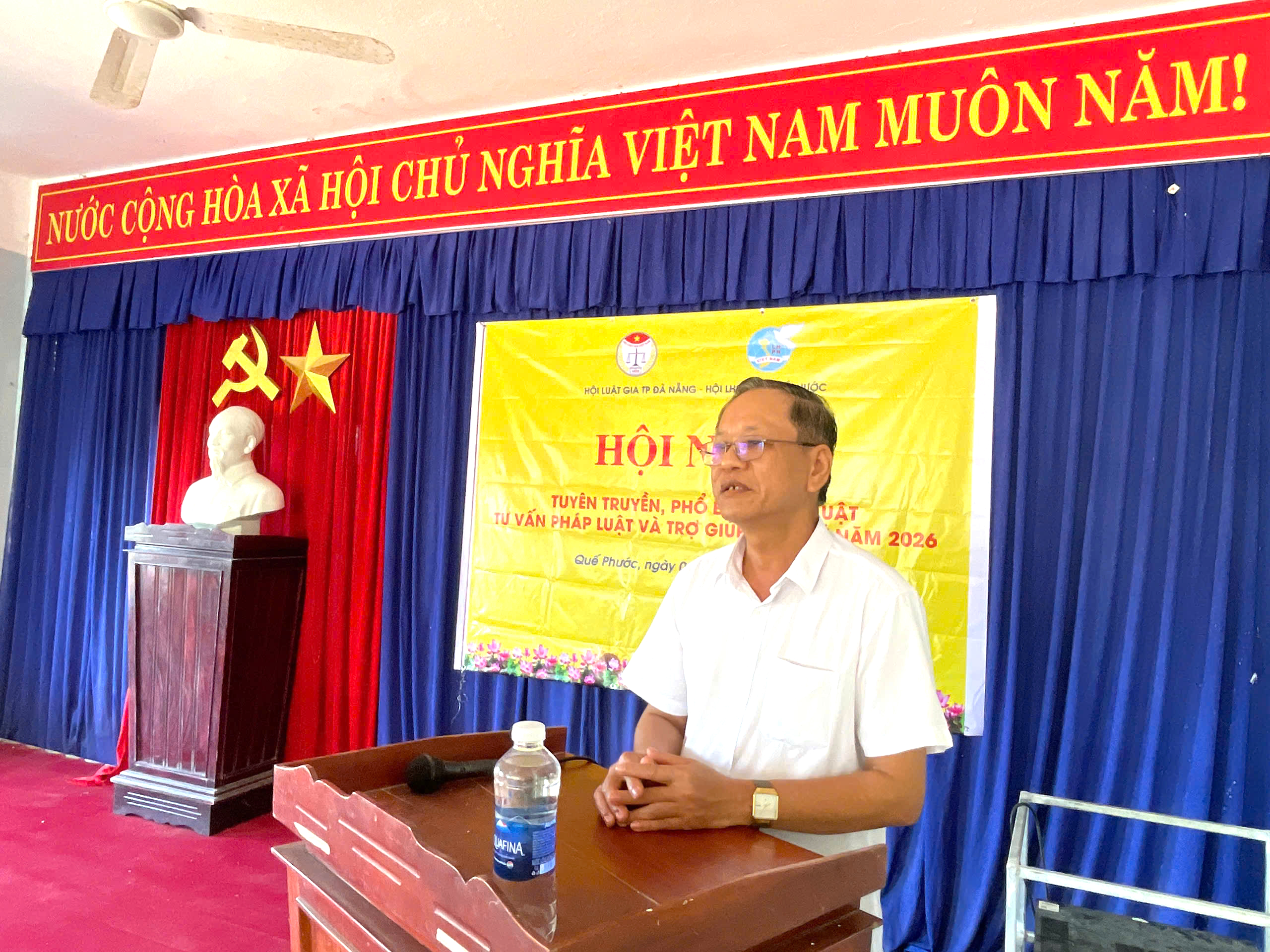 Đưa luật về làng, giữ bình yên từ những mâu thuẫn nhỏ- Ảnh 1.