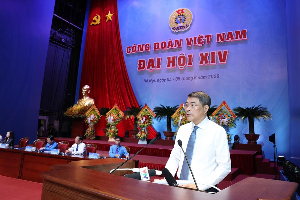 Thủ tướng: Rất chia sẻ với phần lớn người lao động hiện chưa có nhà ở, phải thuê nhà trong dân - Ảnh 3.