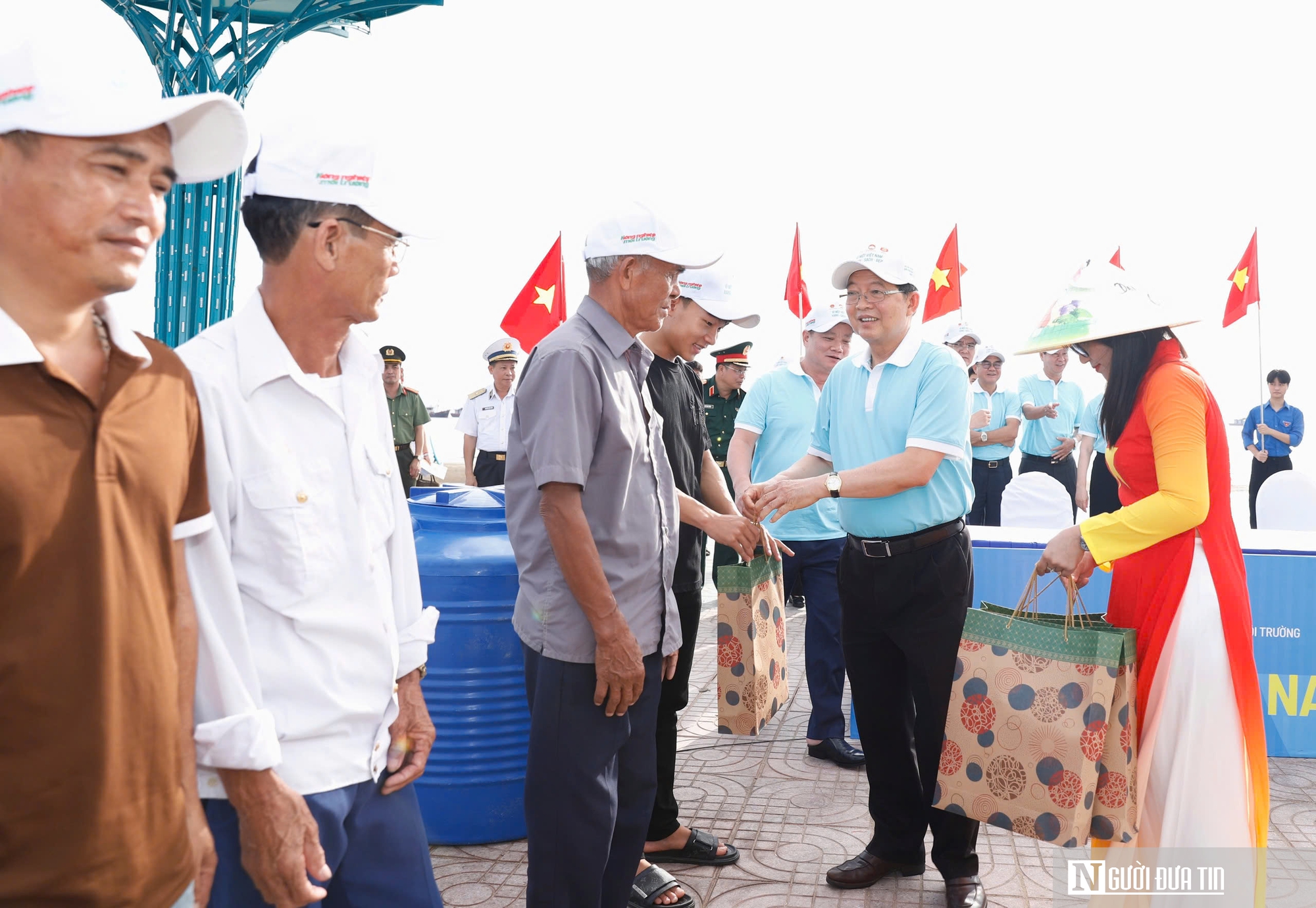 To&agrave;n d&acirc;n chung tay bảo vệ m&ocirc;i trường bằng việc l&agrave;m cụ thể, thiết thực- Ảnh 5.
