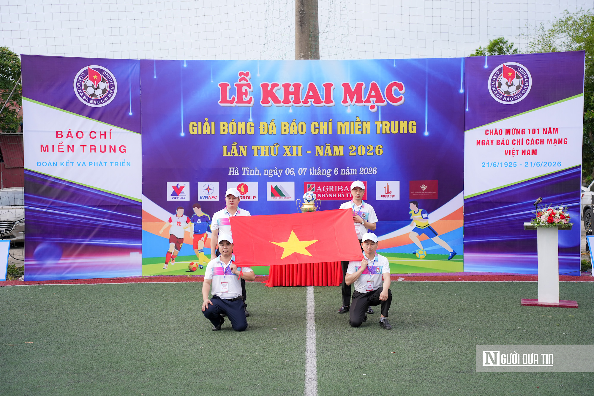 Hơn 100 ph&oacute;ng vi&ecirc;n, nh&agrave; b&aacute;o tranh t&agrave;i Giải B&oacute;ng đ&aacute; B&aacute;o ch&iacute; Miền Trung lần thứ XII- Ảnh 1.